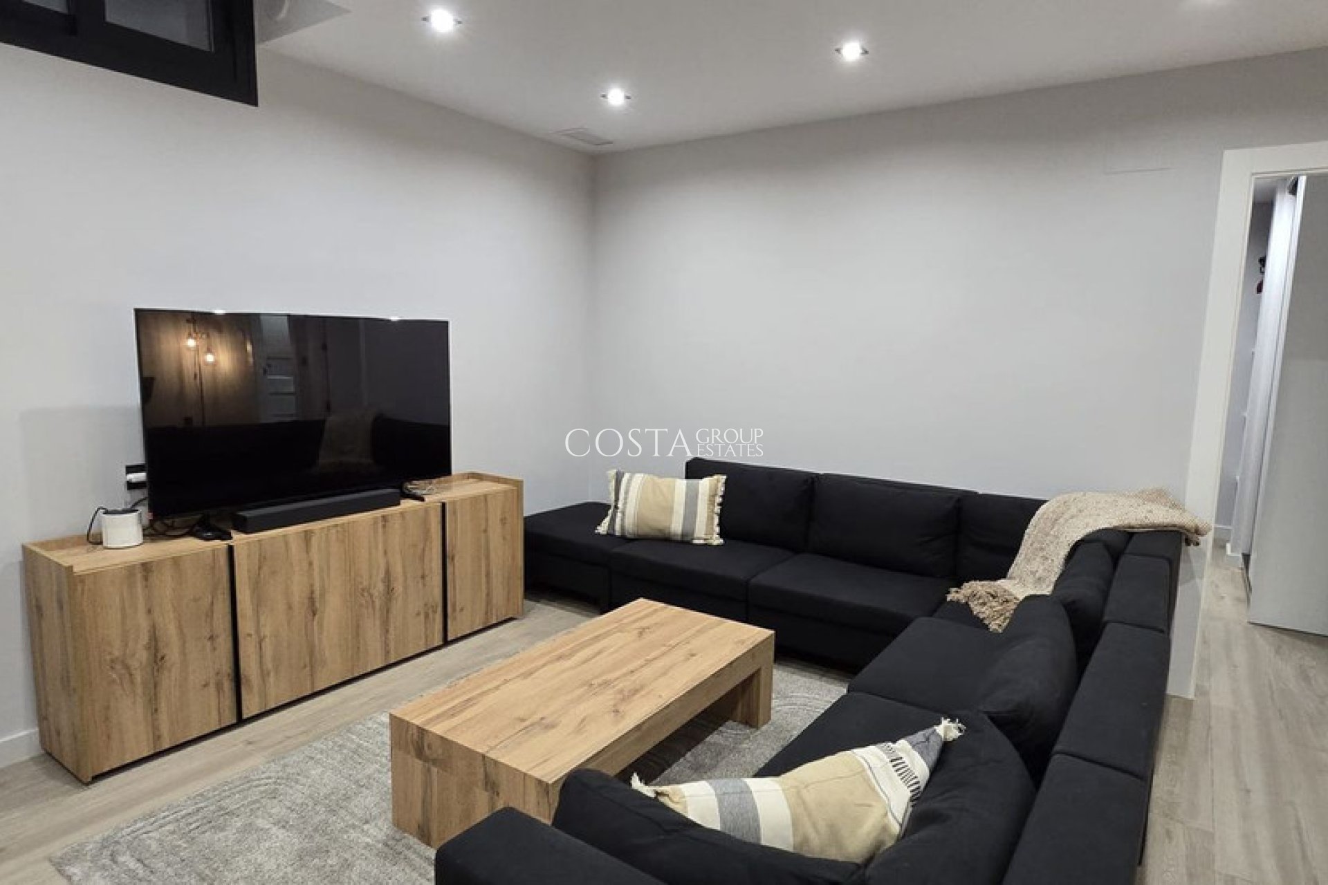 Resale - Villa -
Orihuela - Punta Prima