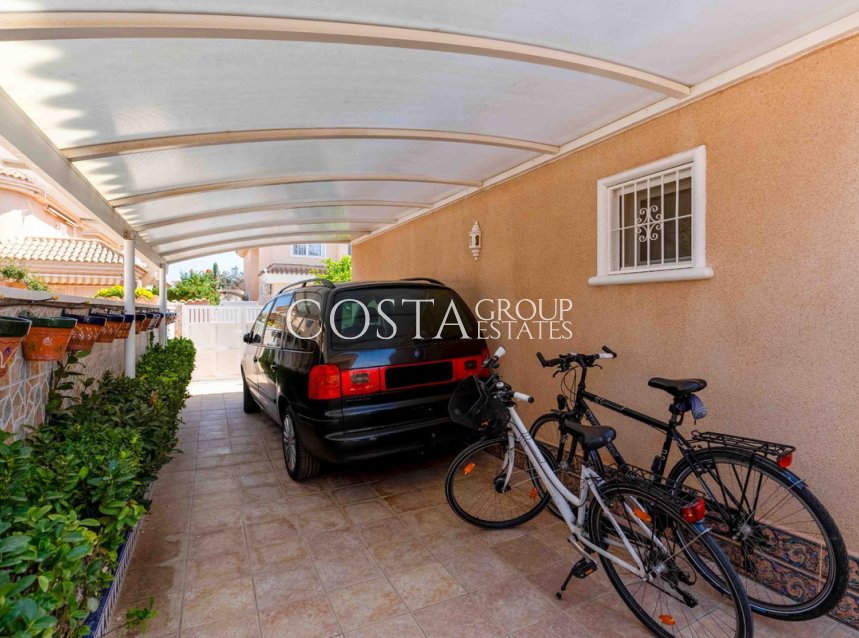 Resale - Villa -
Orihuela - Punta Prima