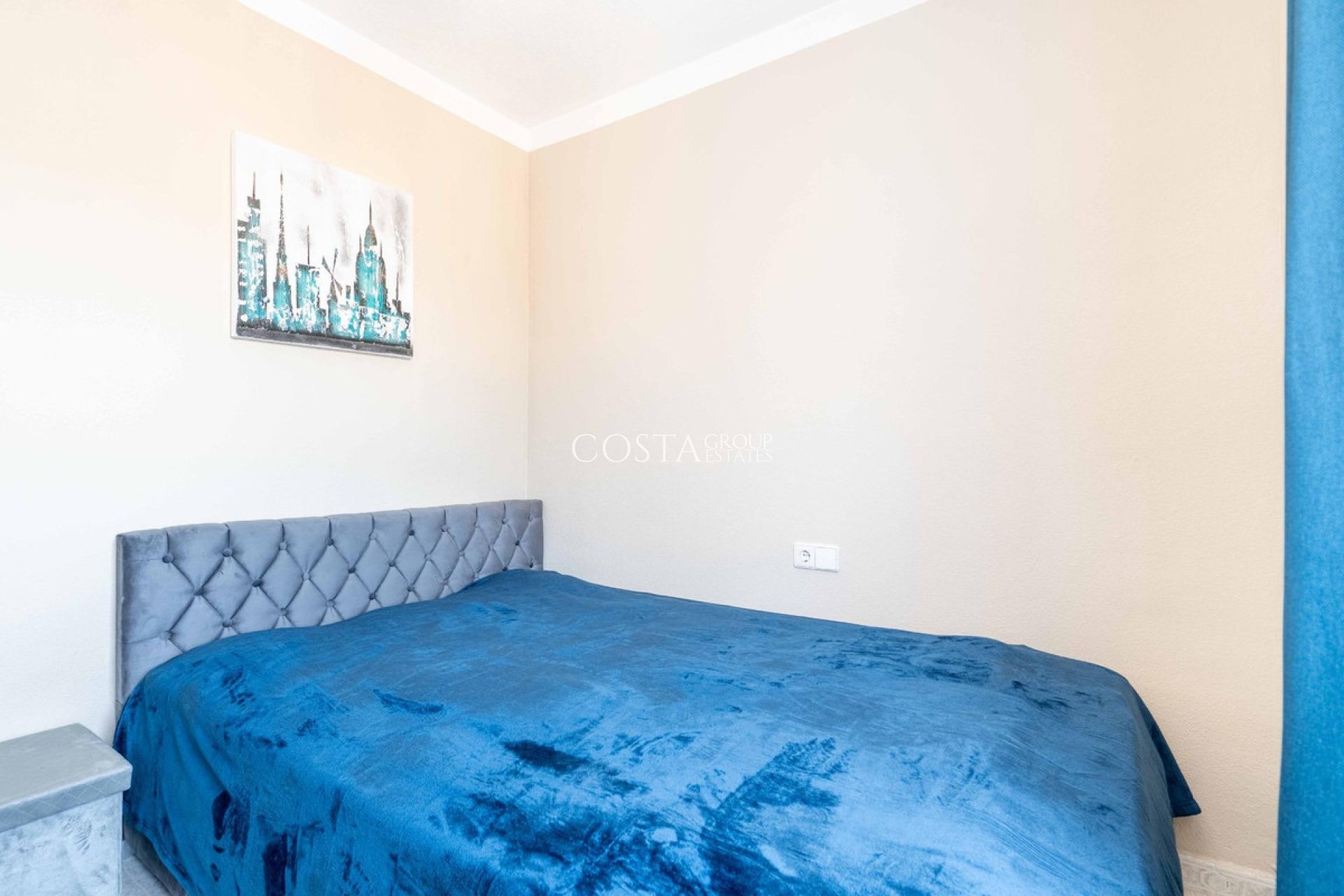 Resale - Villa -
Orihuela - Punta Prima