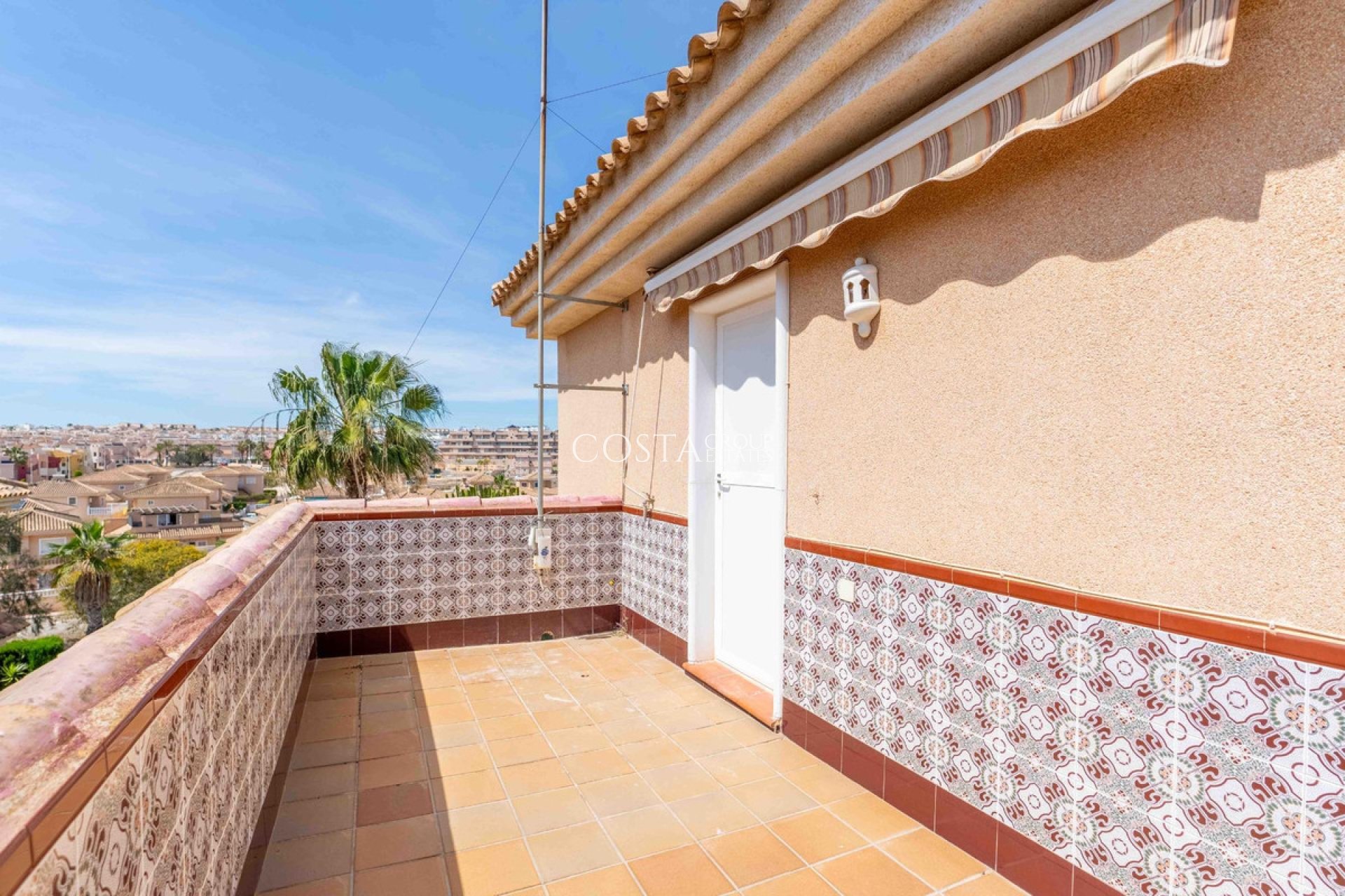 Resale - Villa -
Orihuela - Punta Prima
