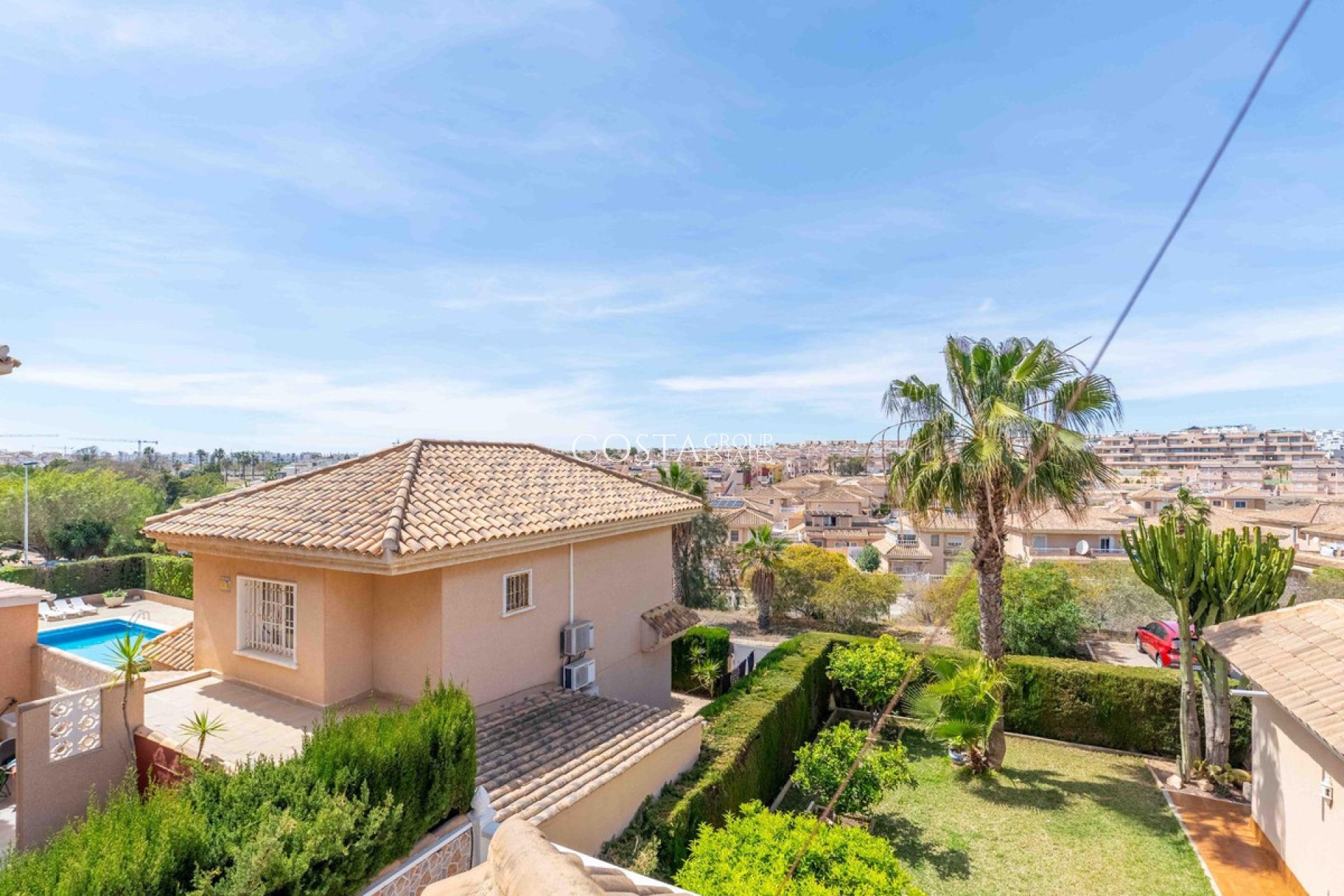 Resale - Villa -
Orihuela - Punta Prima