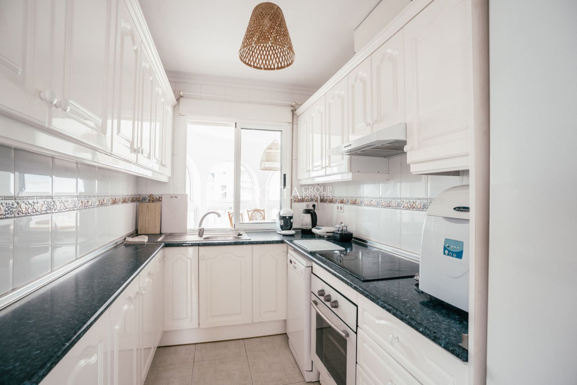 Resale - Villa -
Orihuela - Villamartin