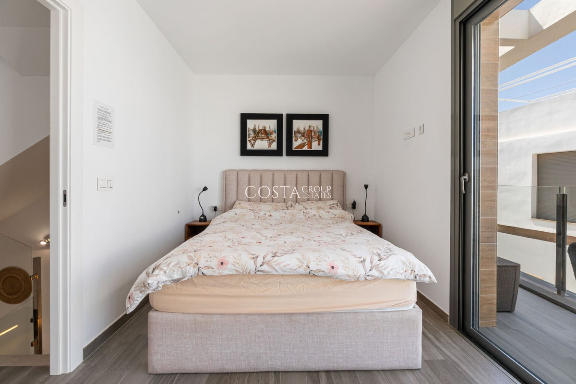 Resale - Villa -
Orihuela - Villamartin