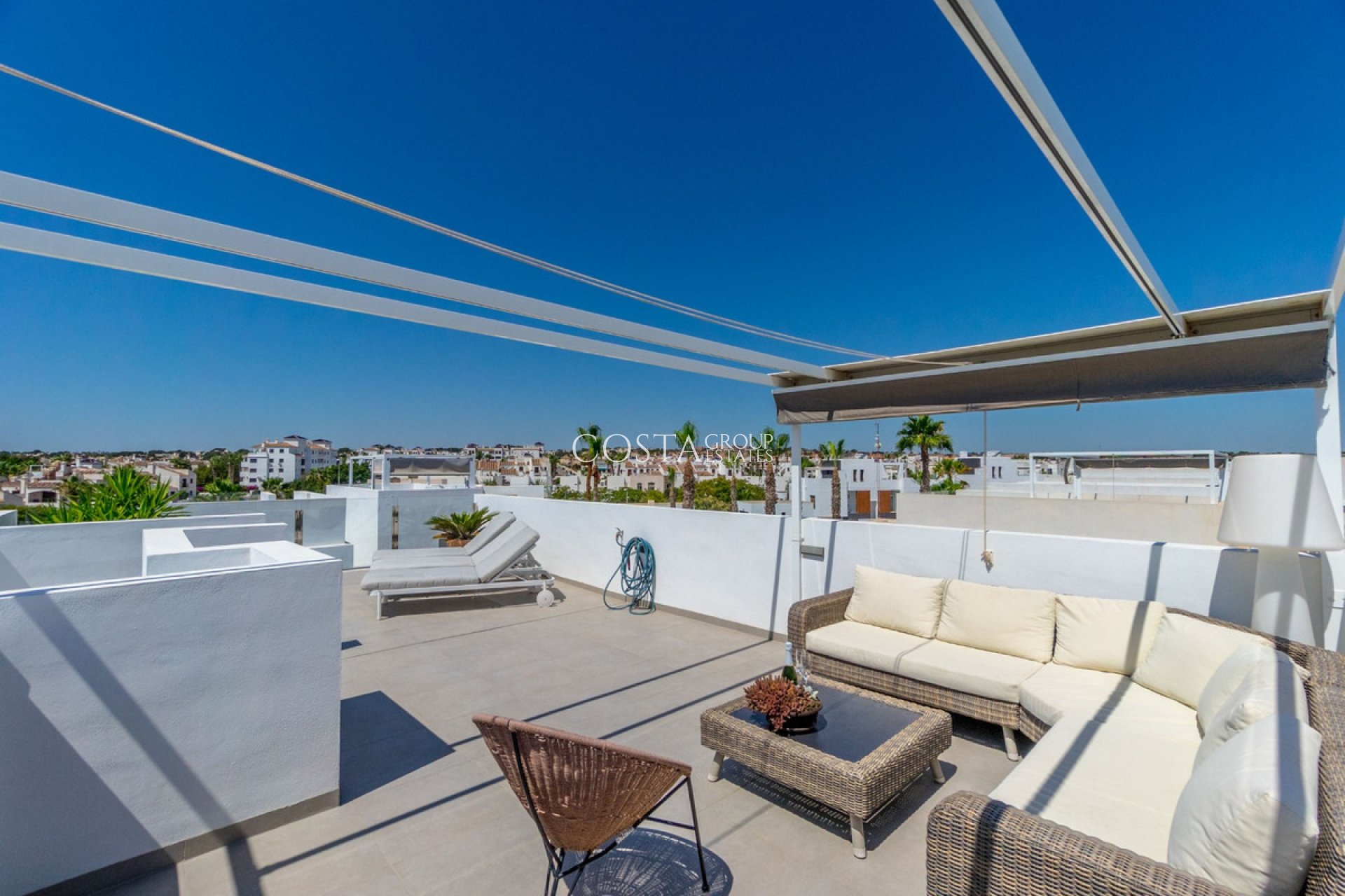 Resale - Villa -
Orihuela - Villamartin