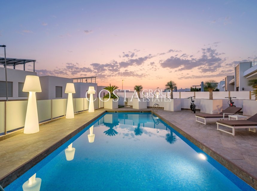 Resale - Villa -
Orihuela - Villamartin