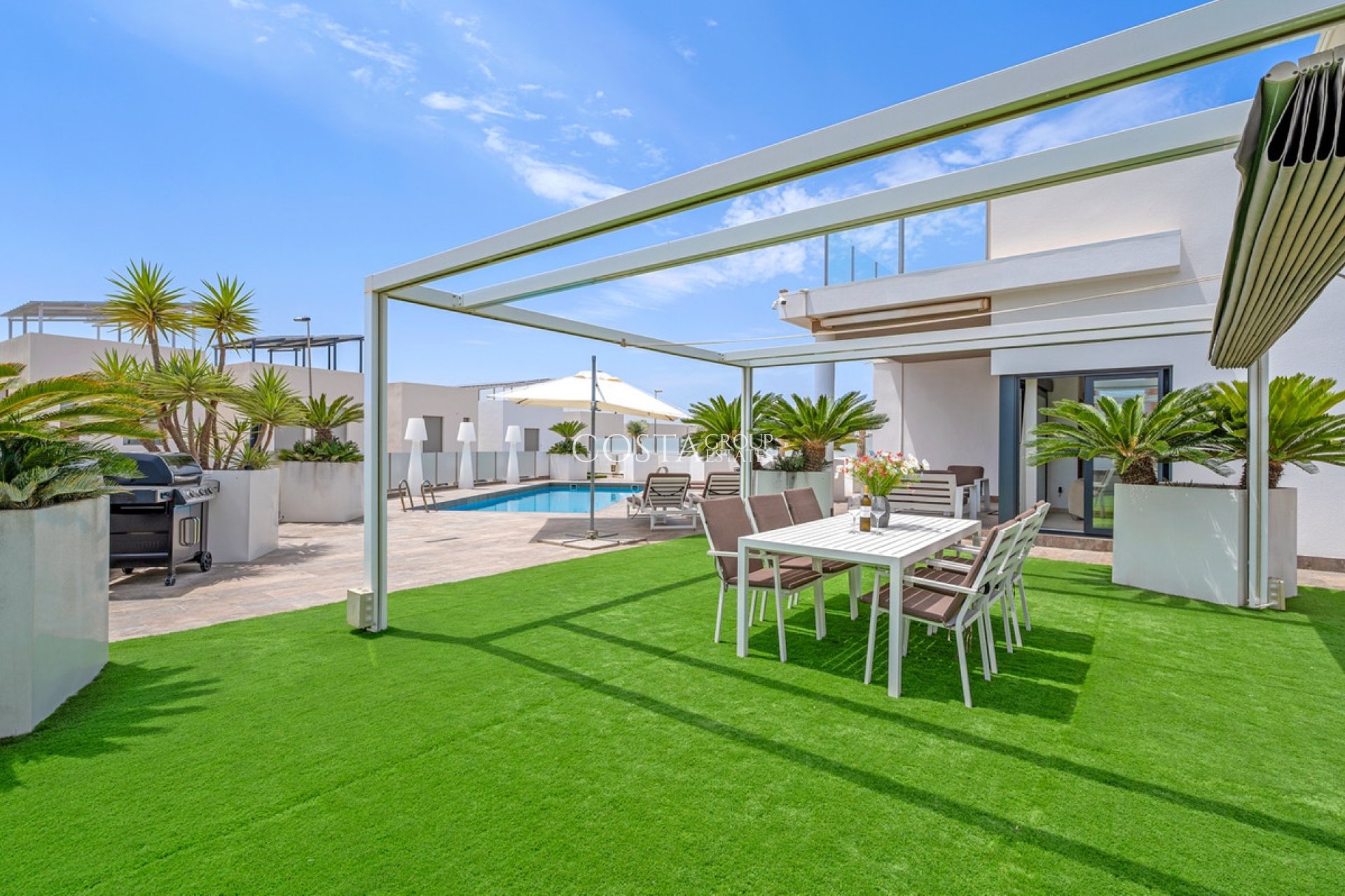 Resale - Villa -
Orihuela - Villamartin