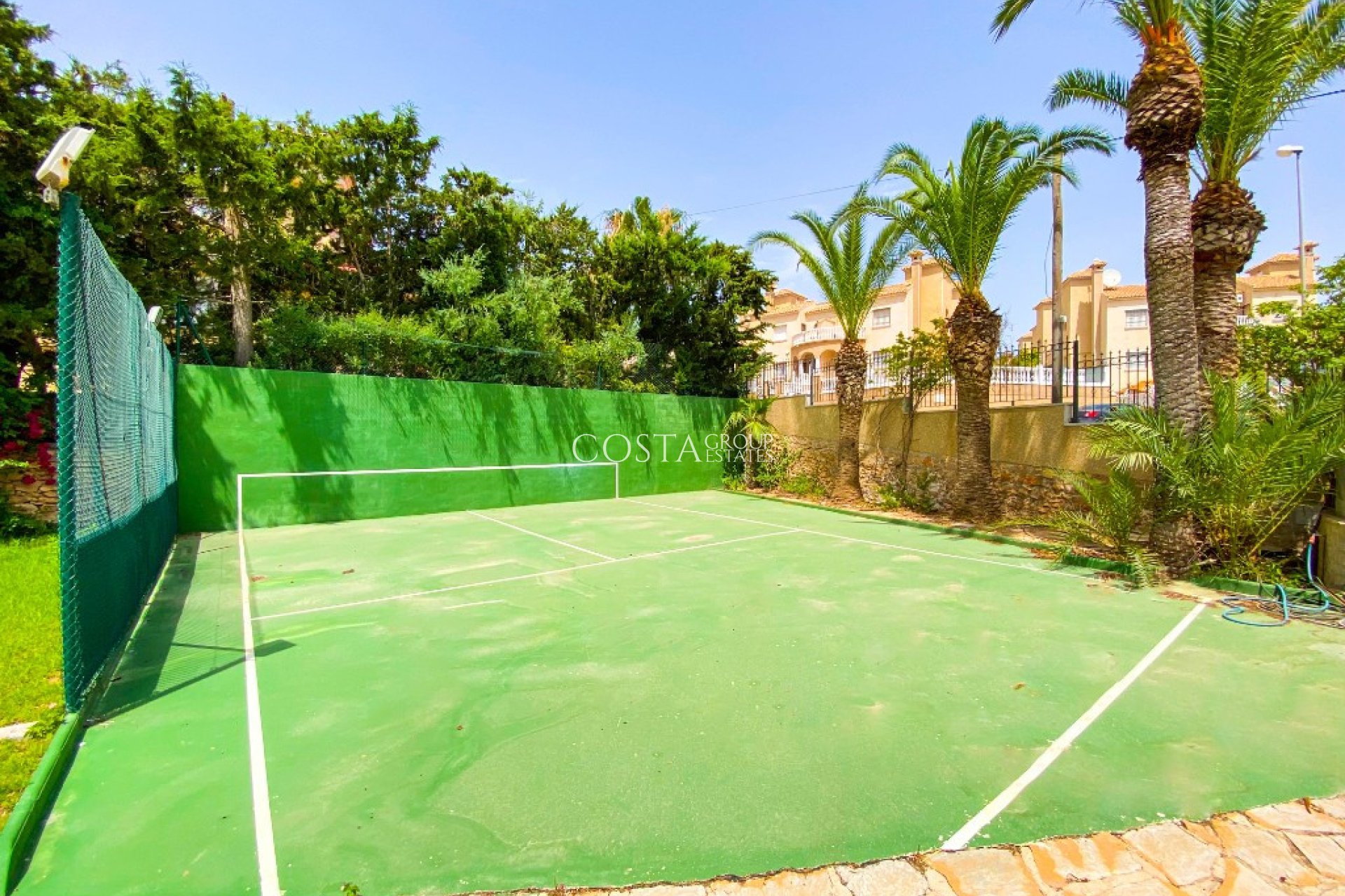 Resale - Villa -
Orihuela - Villamartin