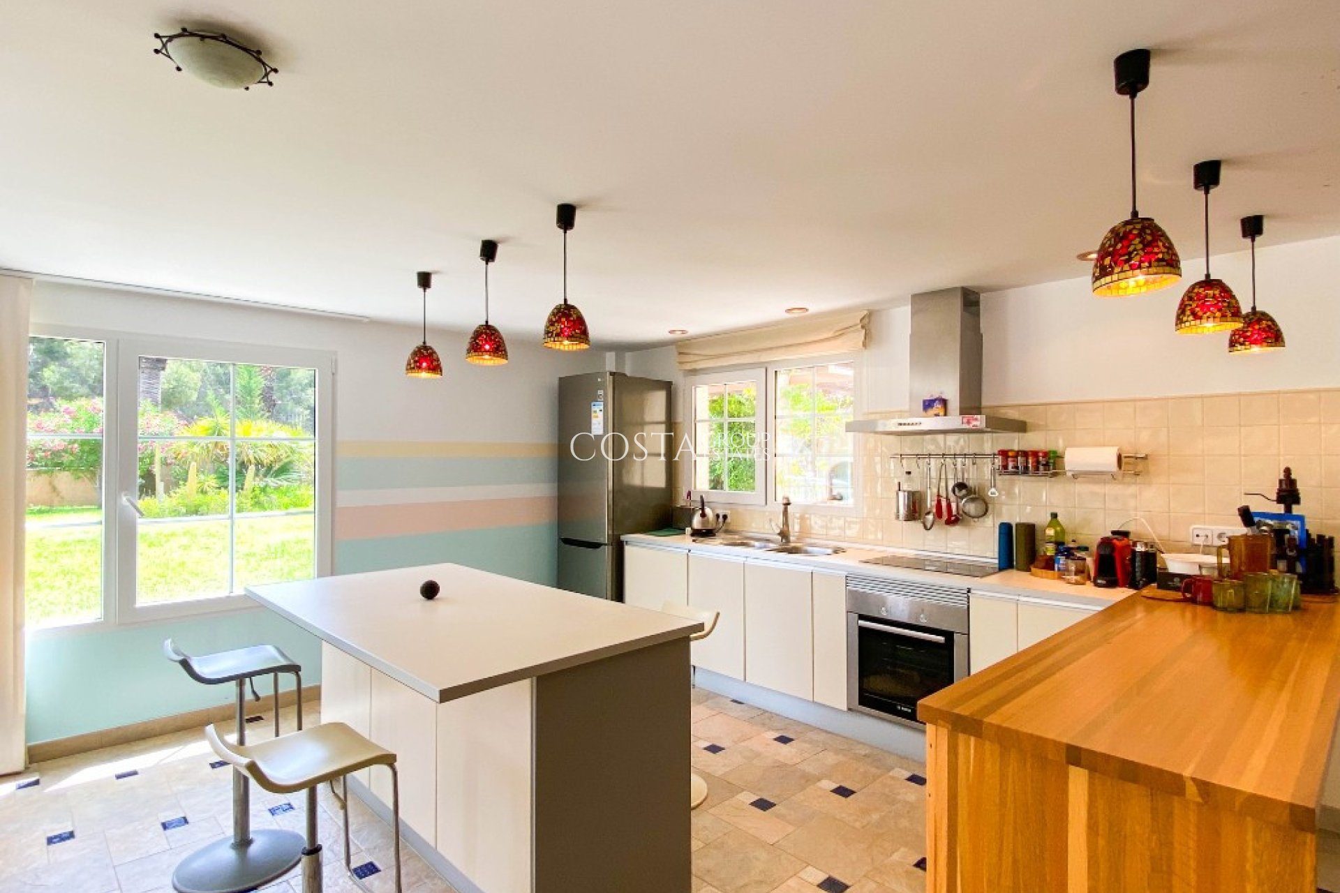 Resale - Villa -
Orihuela - Villamartin