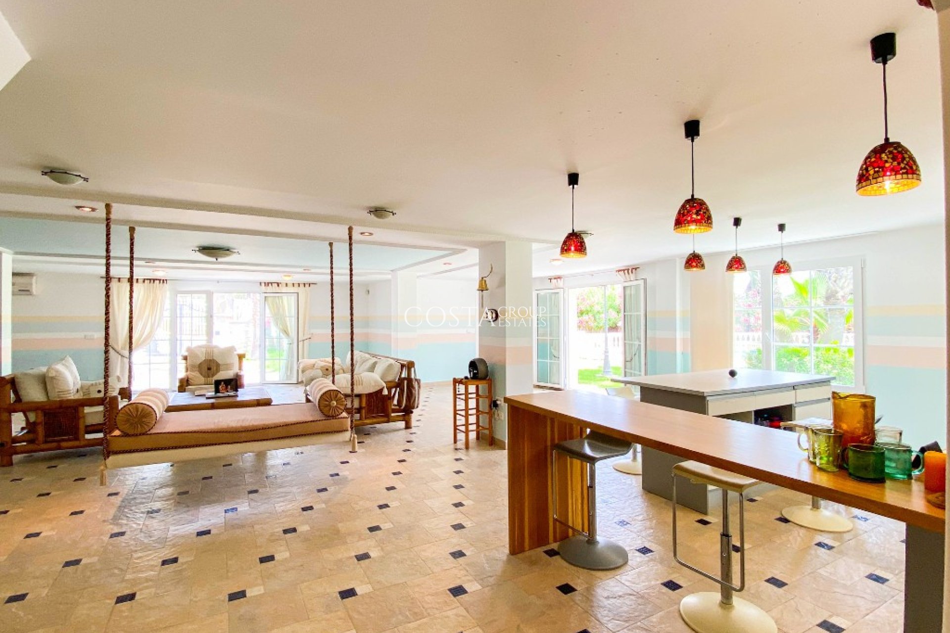 Resale - Villa -
Orihuela - Villamartin