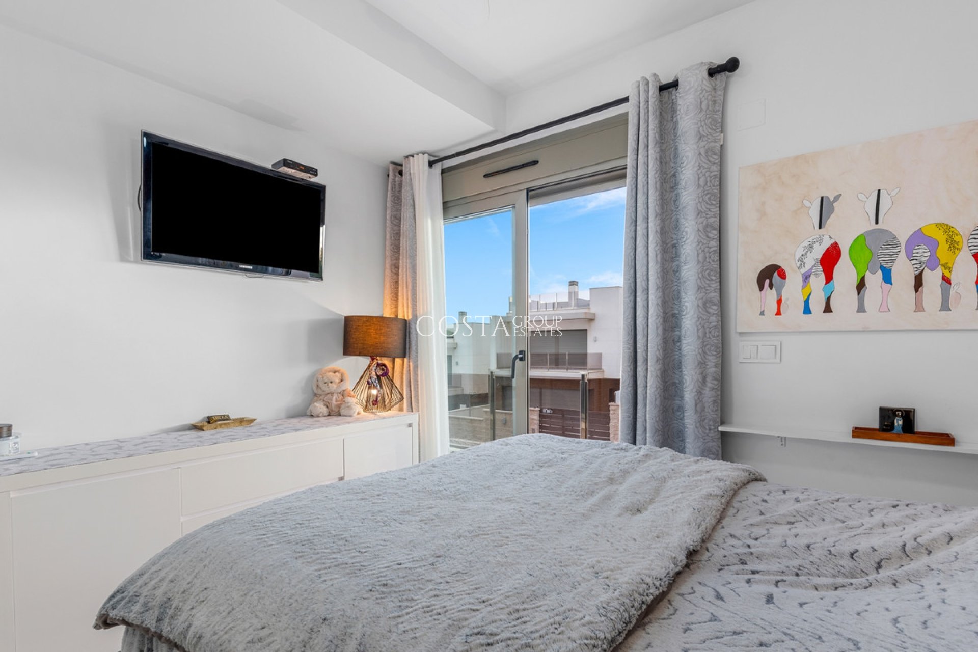 Resale - Villa -
Orihuela - Villamartin