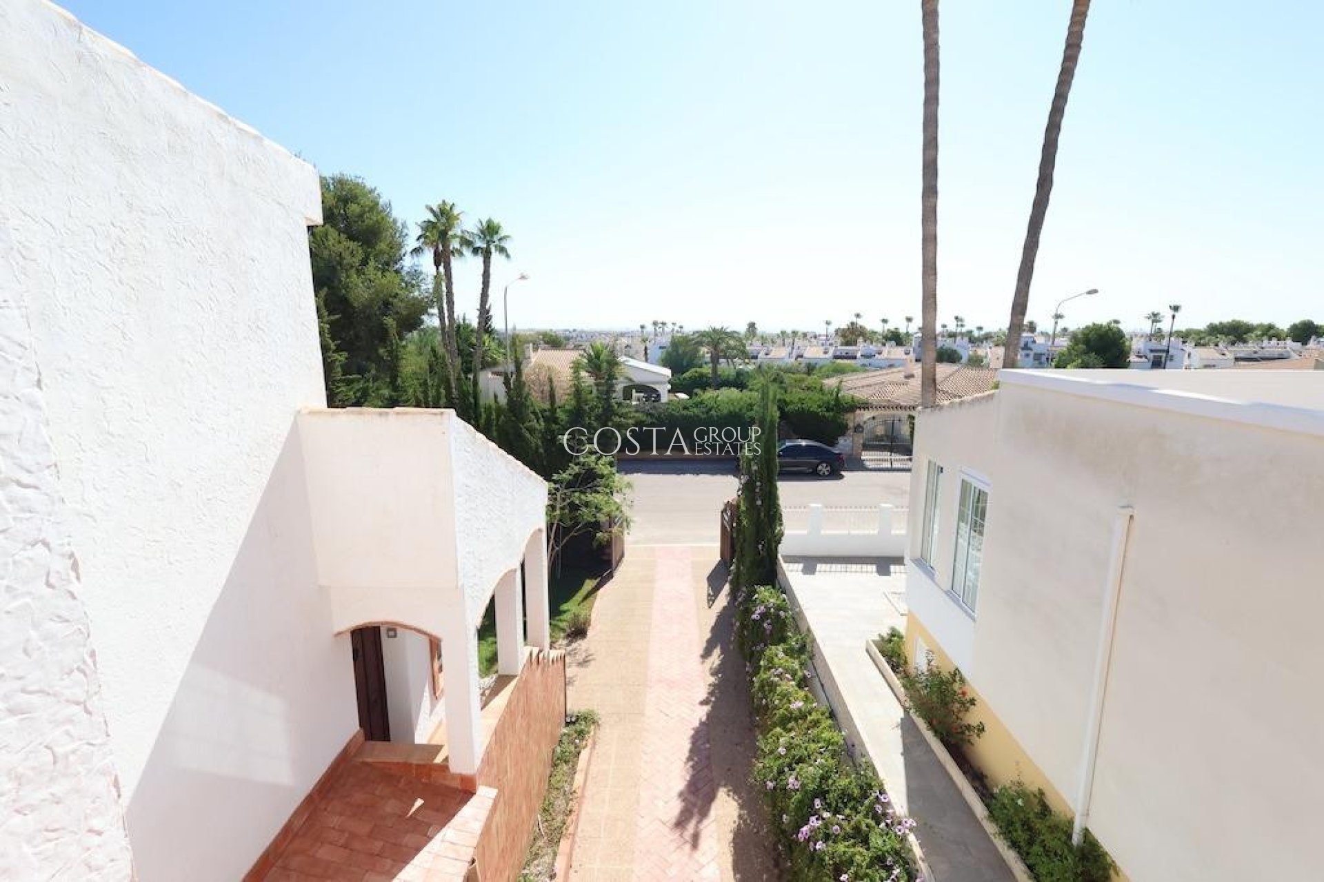 Resale - Villa -
Orihuela - Villamartin