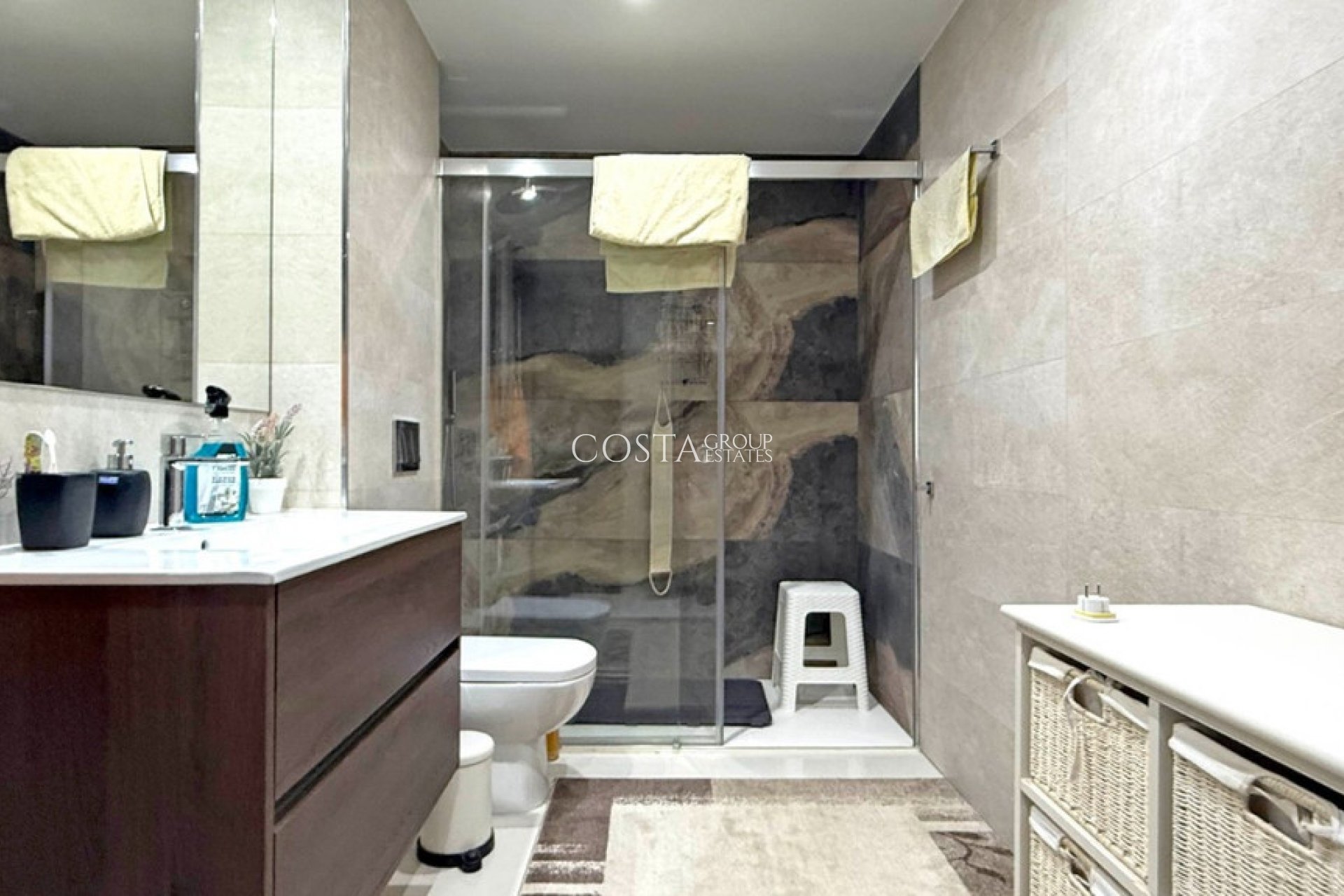 Resale - Villa -
Orihuela - Villamartin