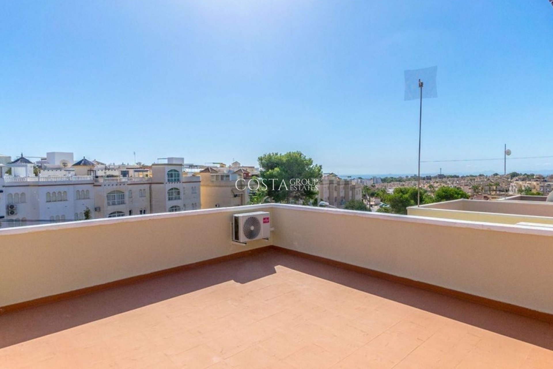 Resale - Villa -
Orihuela - Villamartin