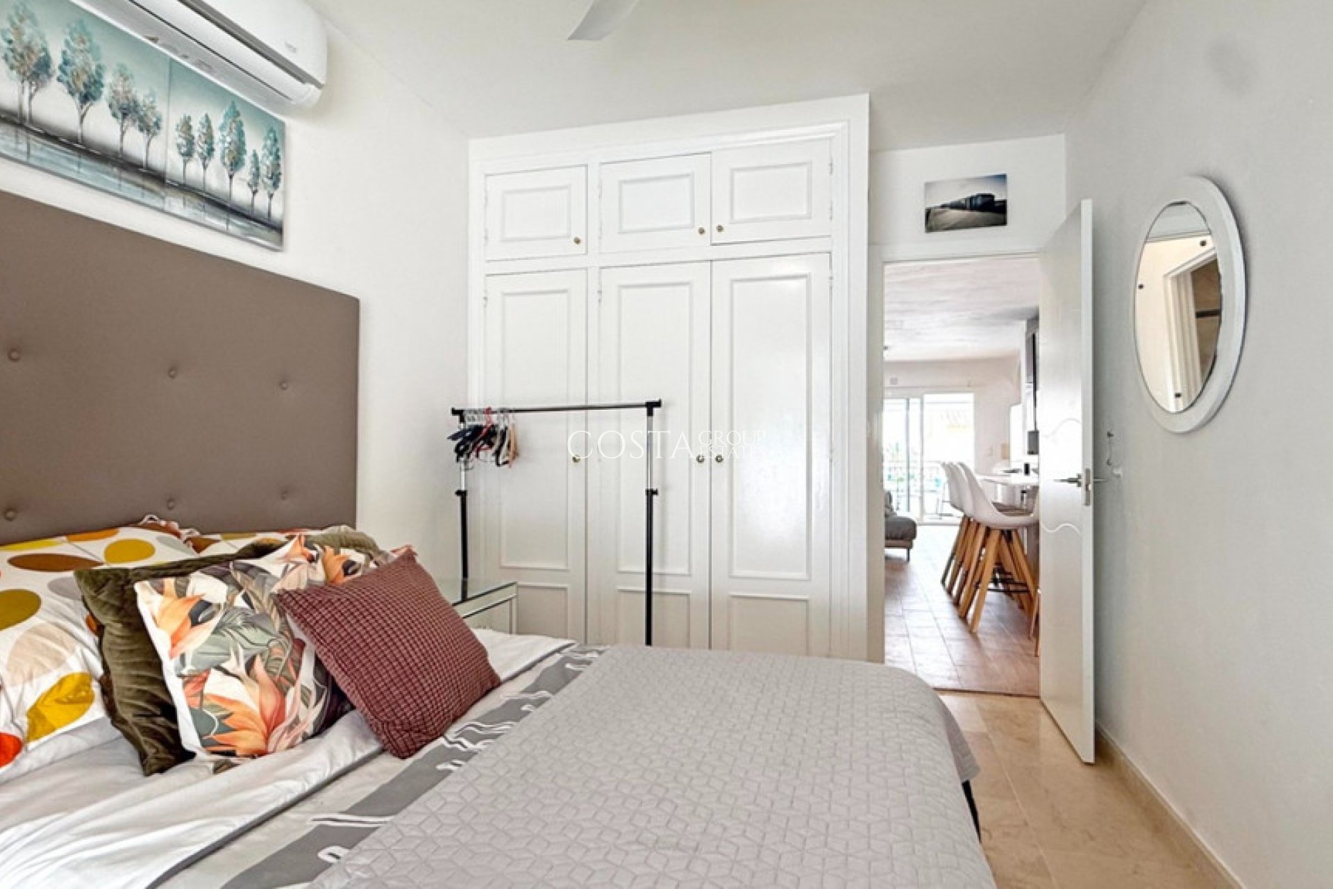 Resale - Villa -
Orihuela - Villamartin