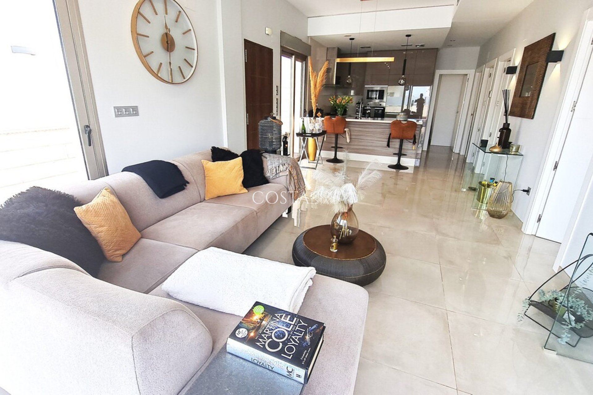 Resale - Villa -
Orihuela - Villamartin