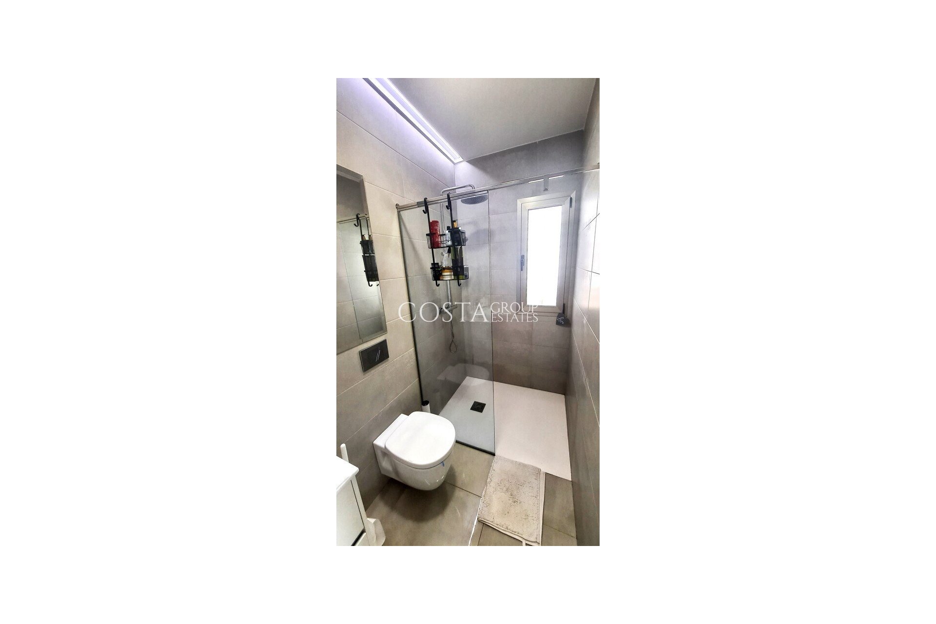 Resale - Villa -
Orihuela - Villamartin