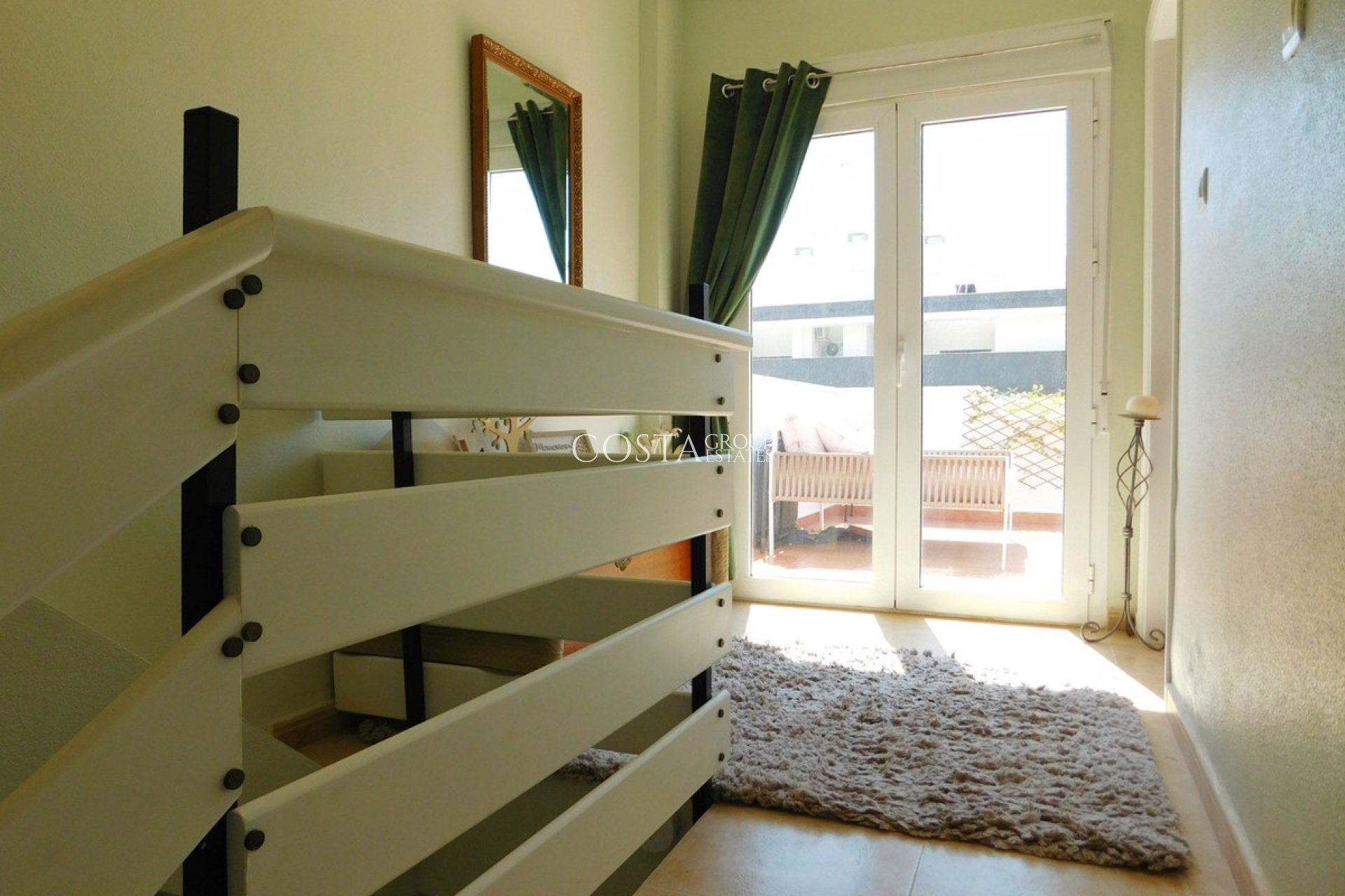 Resale - Villa -
Orihuela - Villamartin