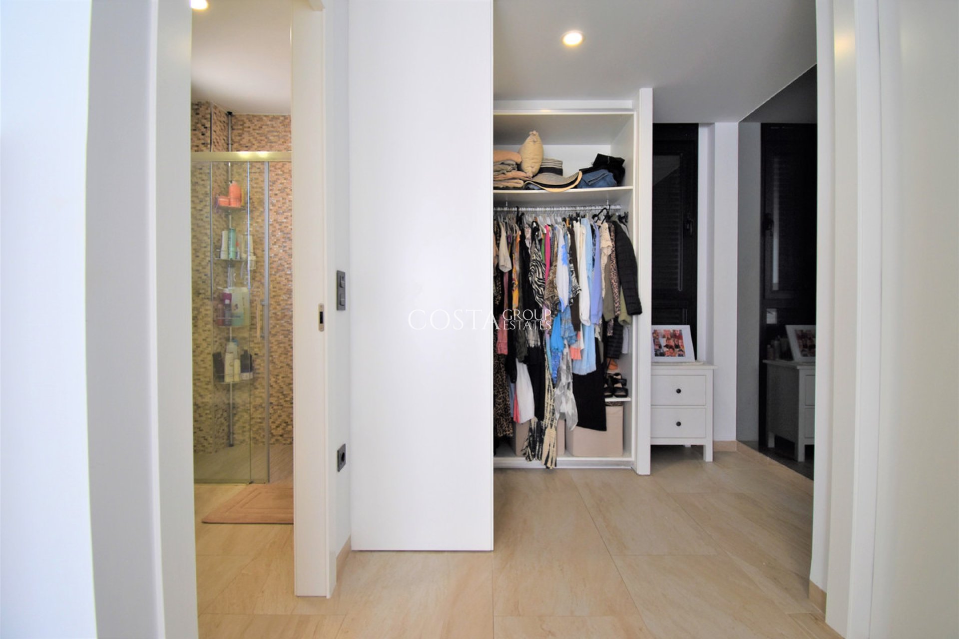 Resale - Villa -
Orihuela - Villamartin