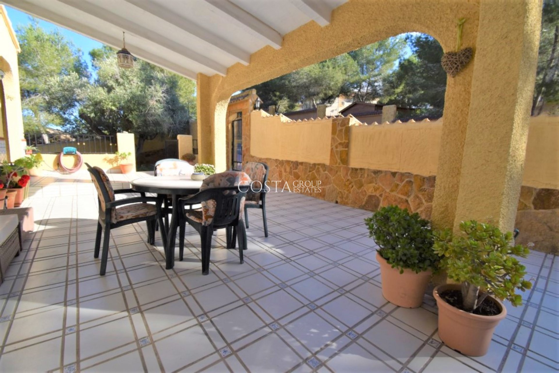 Resale - Villa -
Orihuela - Villamartin