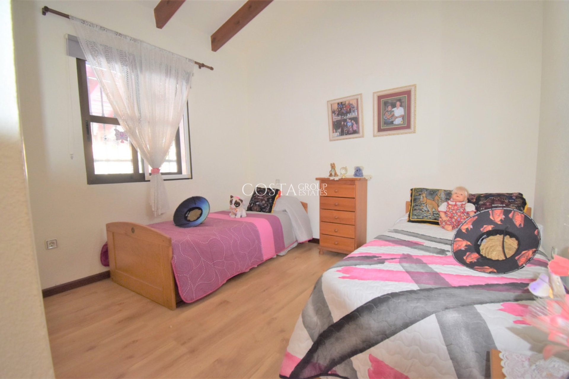Resale - Villa -
Orihuela - Villamartin