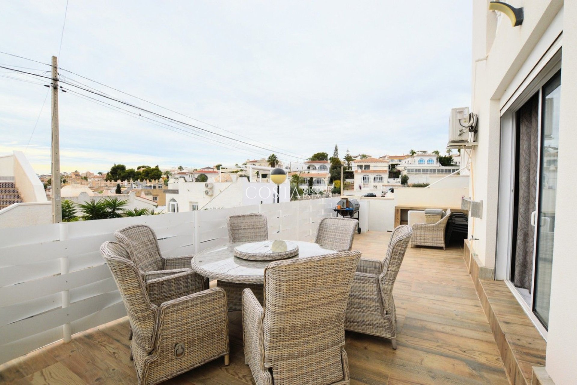 Resale - Villa -
Orihuela - Villamartin