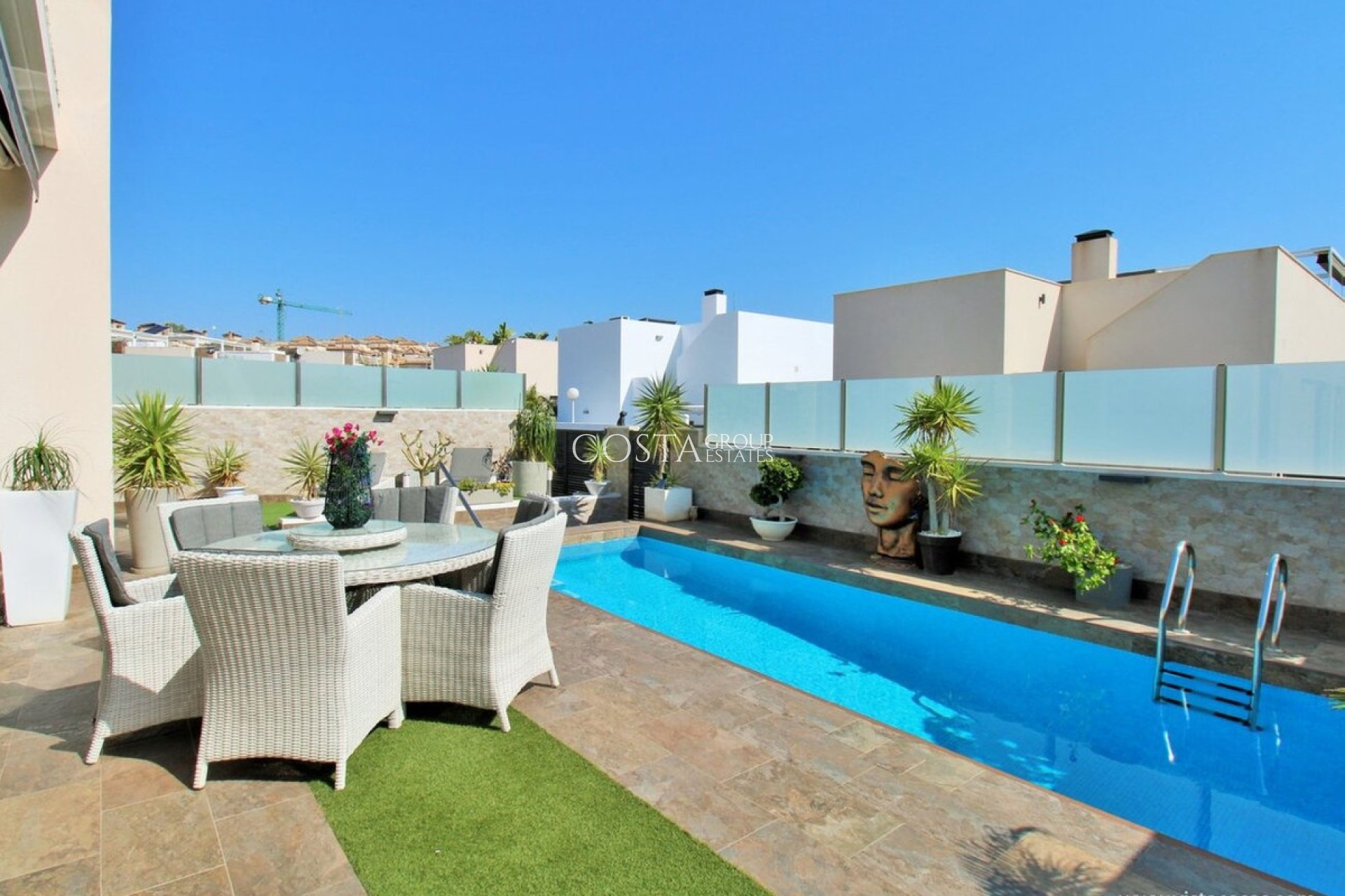 Resale - Villa -
Orihuela - Villamartin