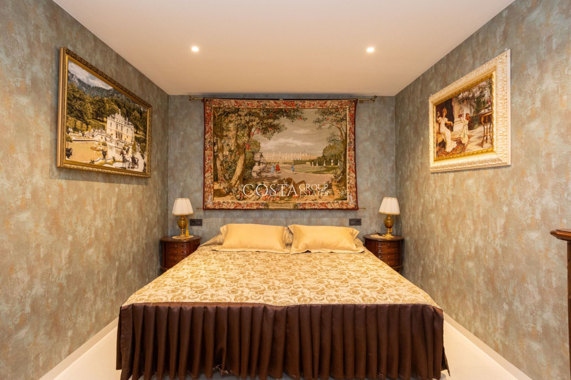 Resale - Villa -
Orihuela - Villamartin