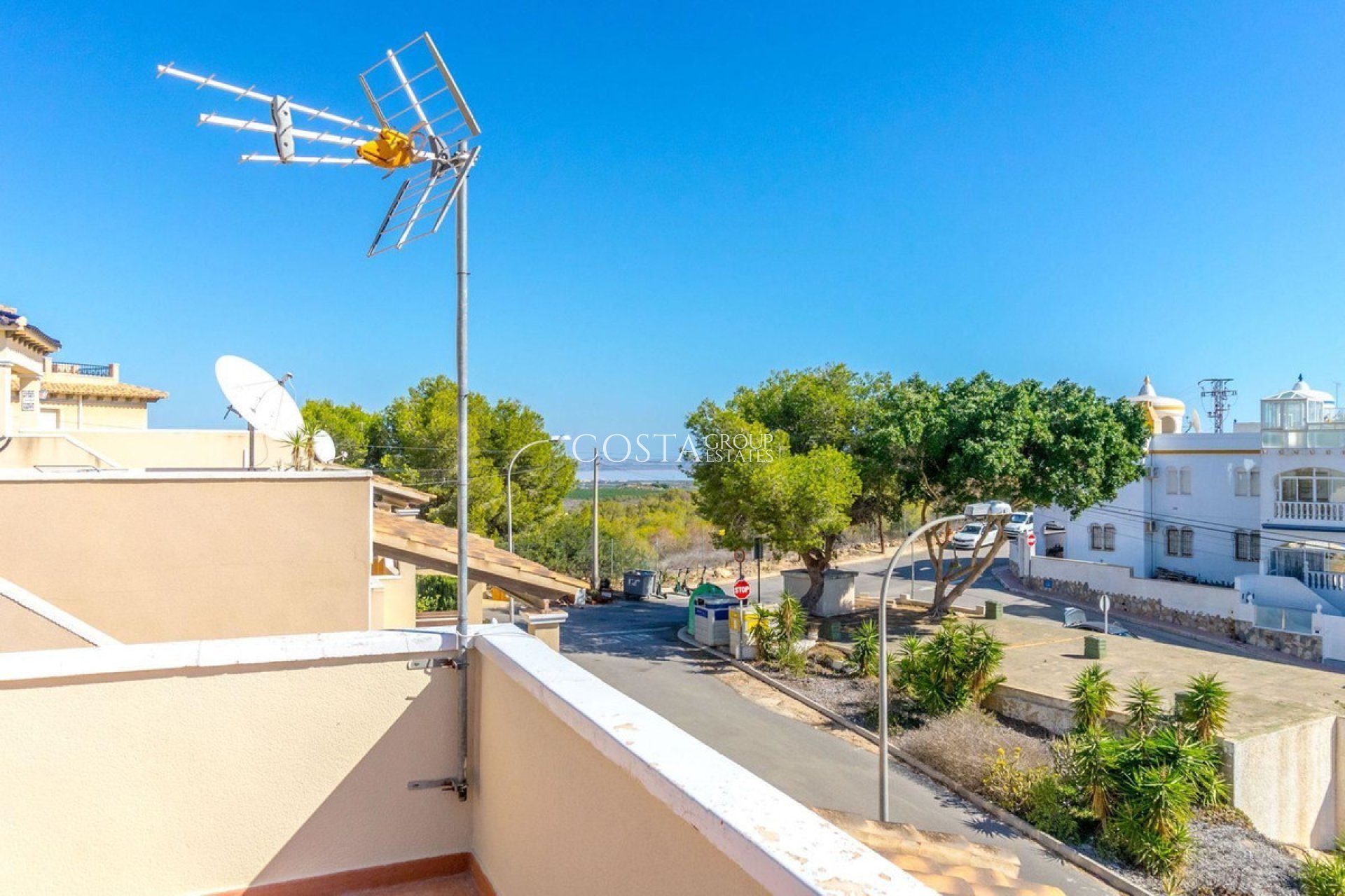 Resale - Villa -
Orihuela - Villamartin