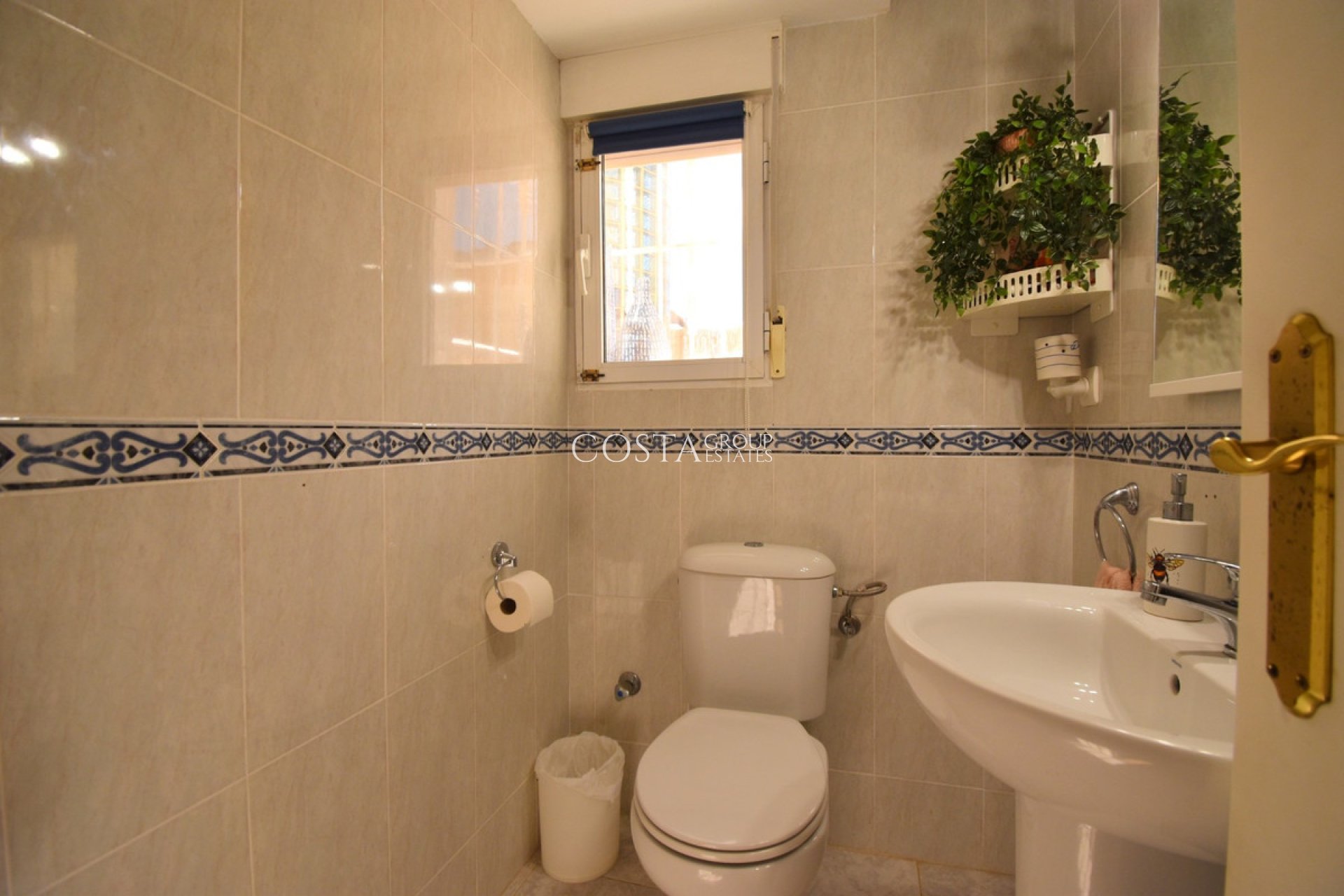 Resale - Villa -
Orihuela - Villamartin