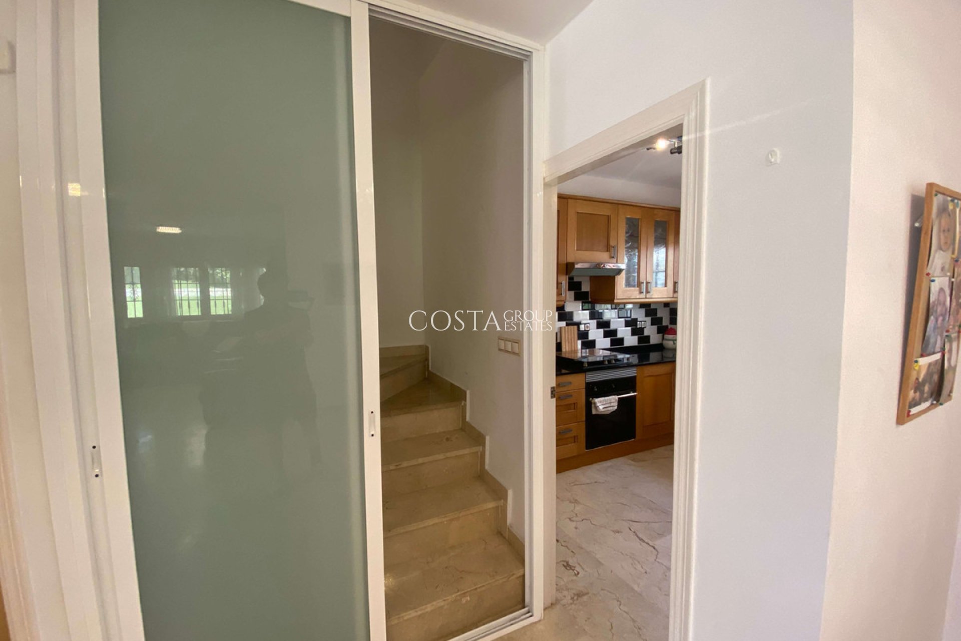 Resale - Villa -
Orihuela - Villamartin