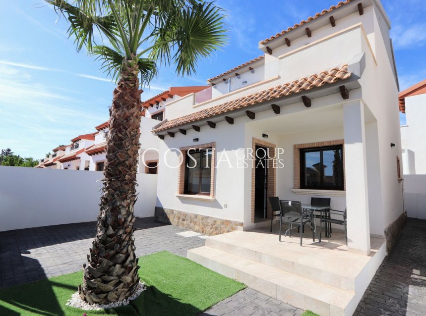 Resale - Villa -
Orihuela - Villamartin