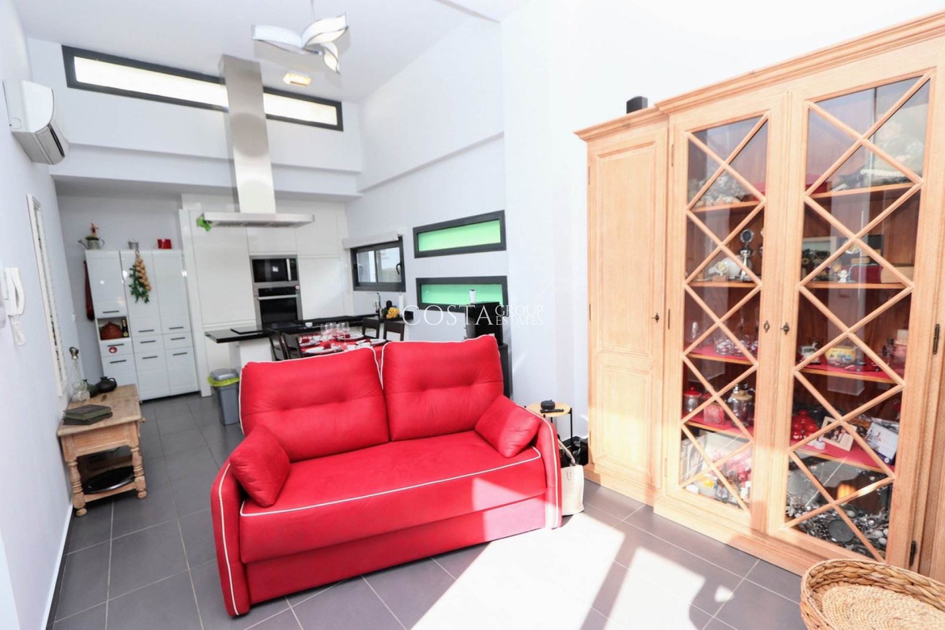 Resale - Villa -
Orihuela - Villamartin