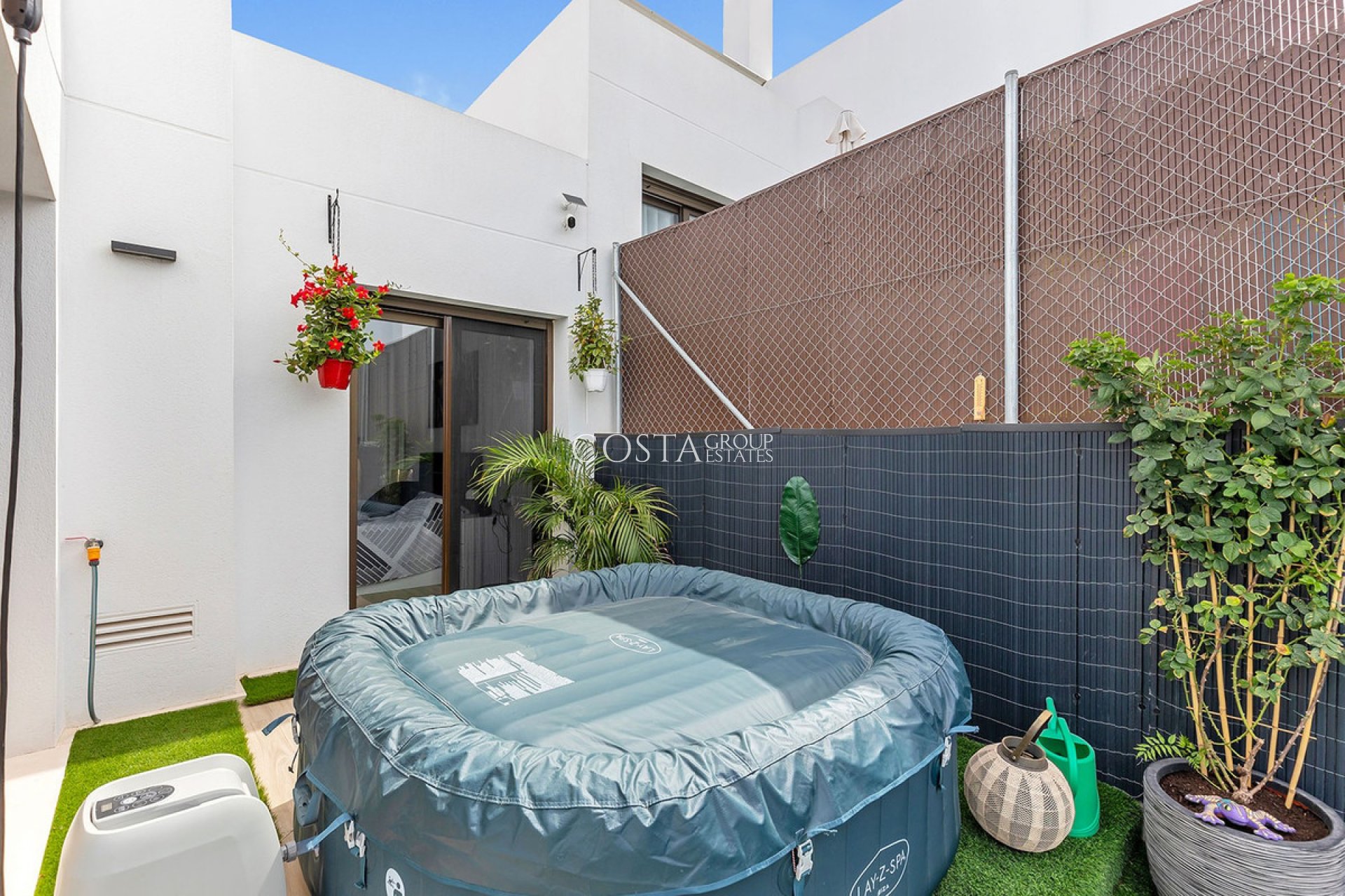 Resale - Villa -
Orihuela - Vista Bella Golf