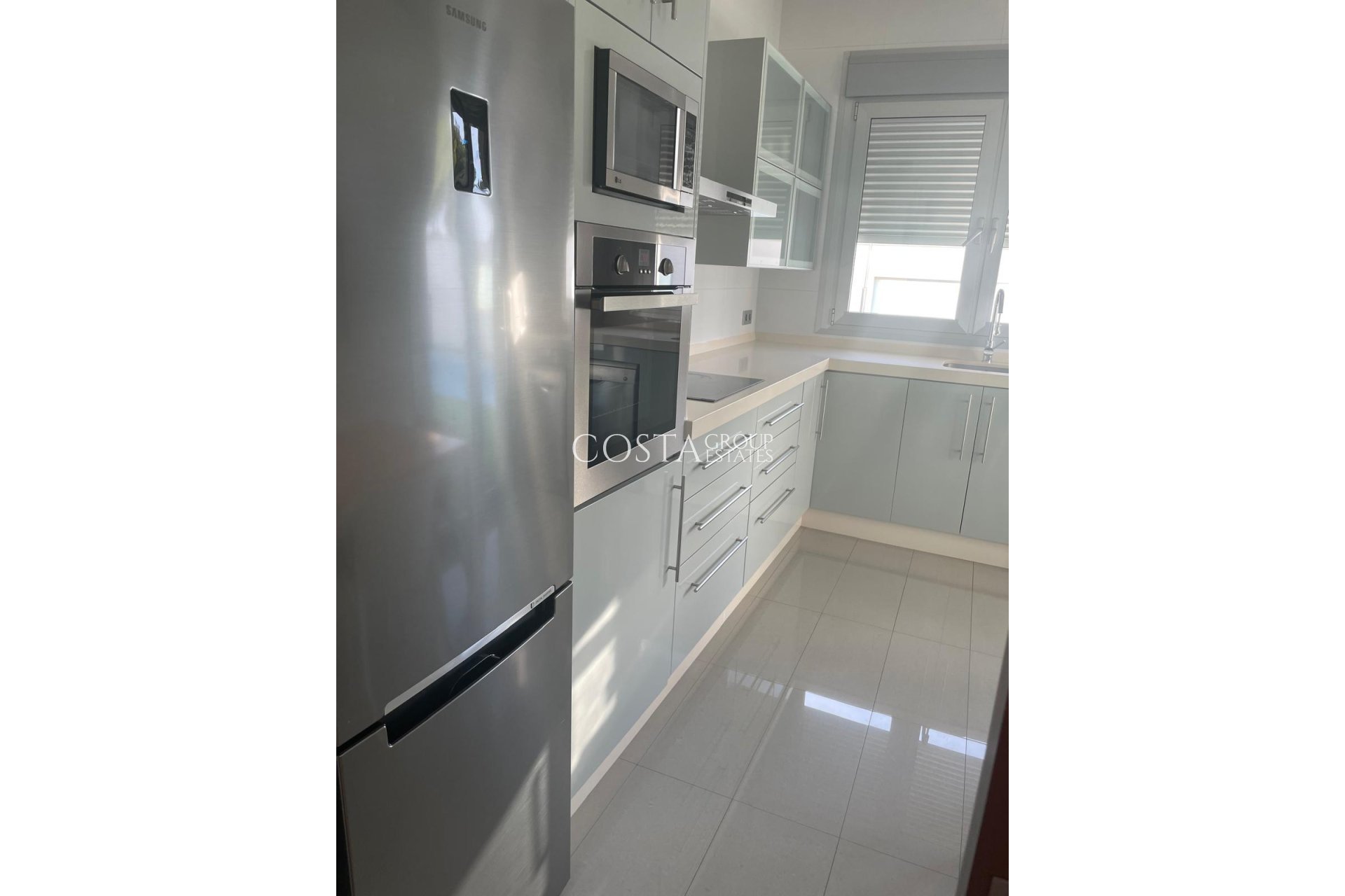 Resale - Villa -
Pilar de la Horadada - Pilar de la Horadada Centro