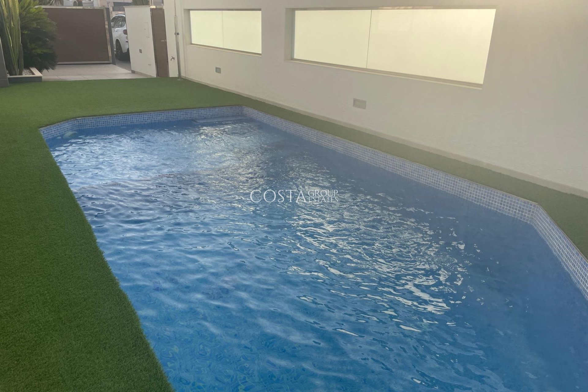 Resale - Villa -
Pilar de la Horadada - Pilar de la Horadada Centro