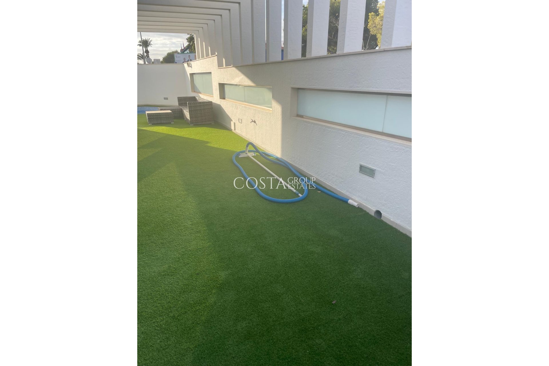 Resale - Villa -
Pilar de la Horadada - Pilar de la Horadada Centro