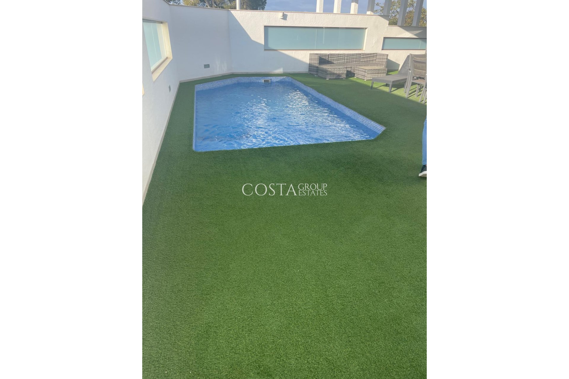 Resale - Villa -
Pilar de la Horadada - Pilar de la Horadada Centro