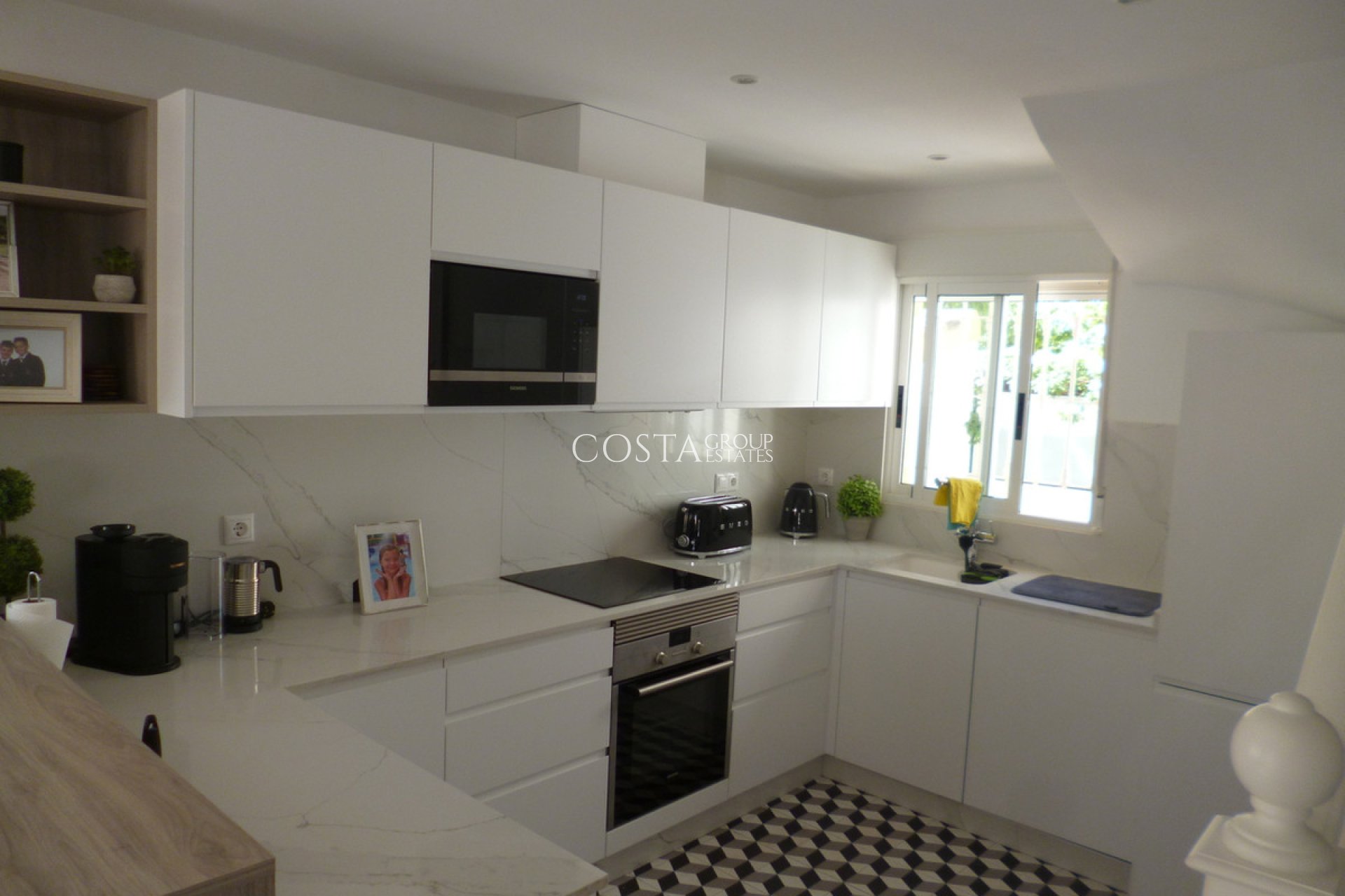 Resale - Villa -
Pilar de la Horadada - Pilar de la Horadada Centro