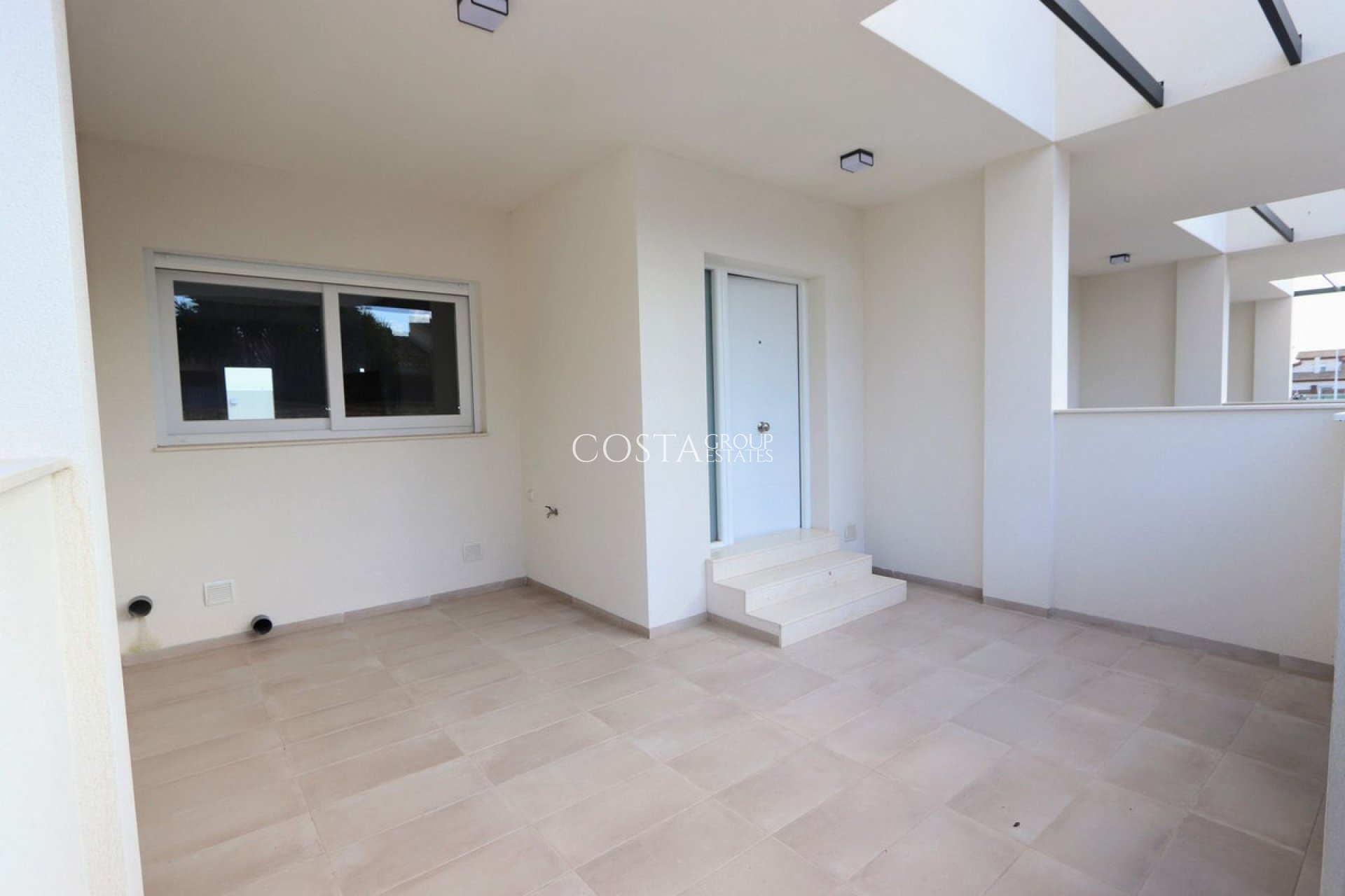 Resale - Villa -
Pilar de la Horadada - Pilar de la Horadada Centro