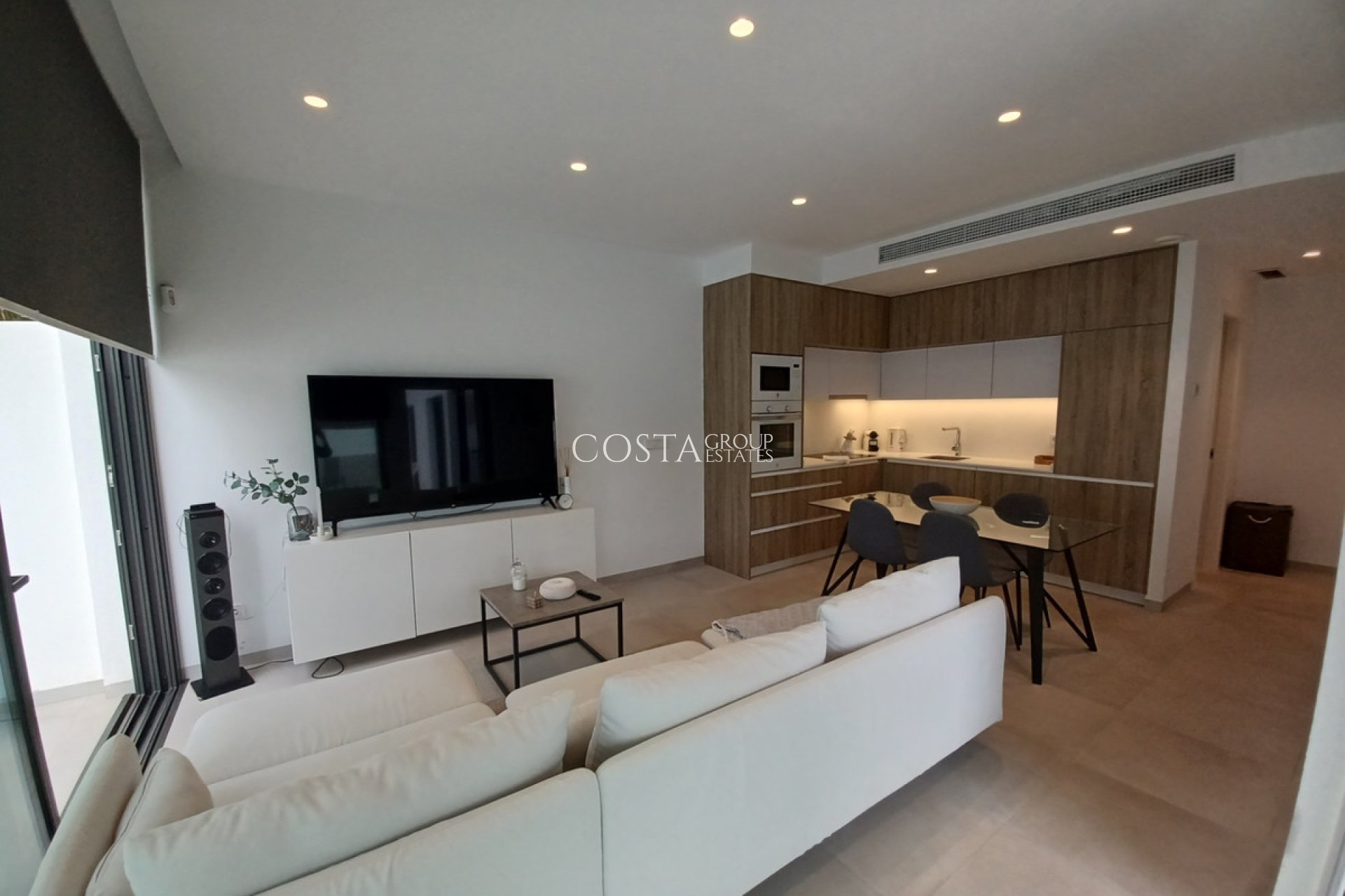 Resale - Villa -
Pilar de la Horadada - Pilar de la Horadada Centro