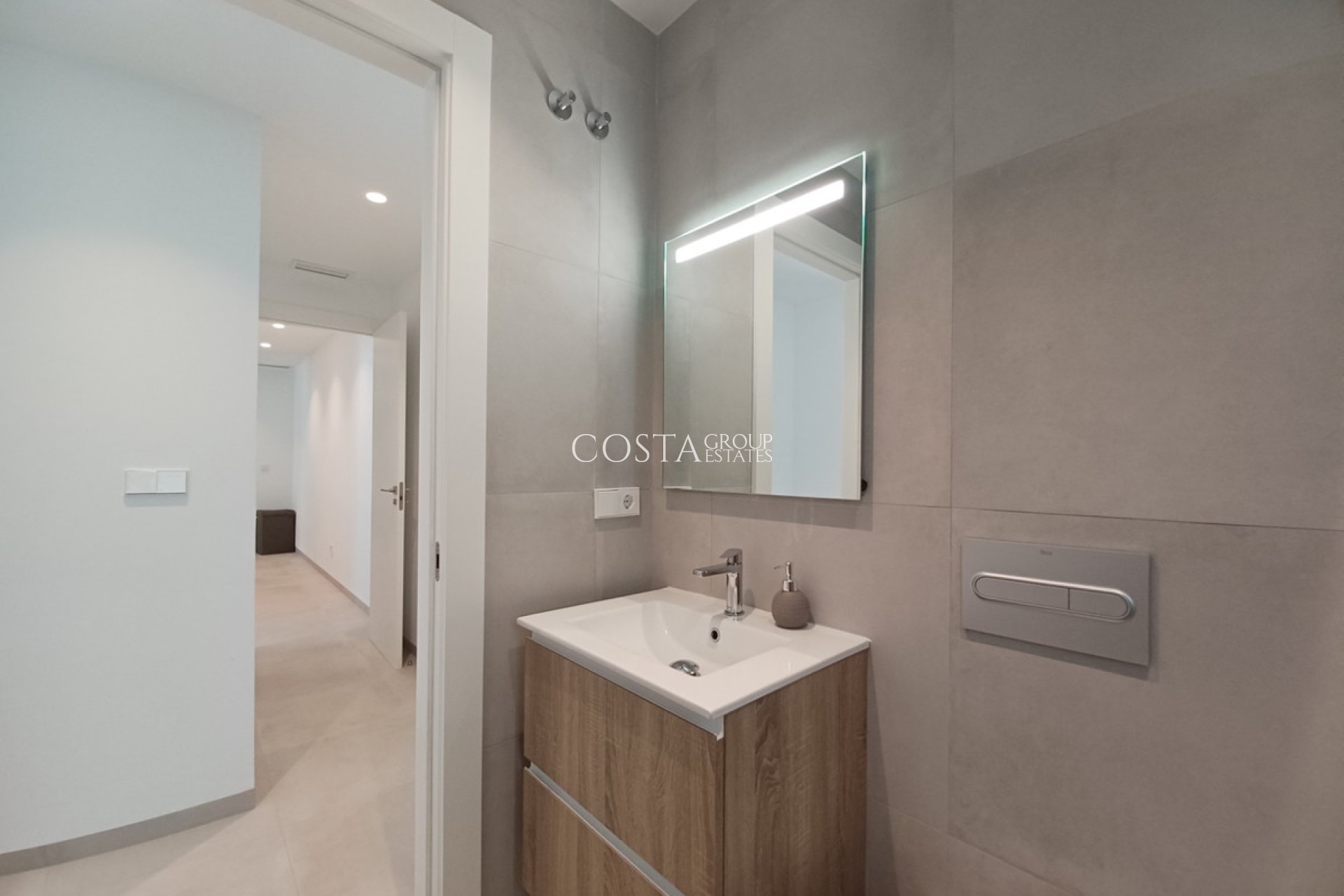 Resale - Villa -
Pilar de la Horadada - Pilar de la Horadada Centro