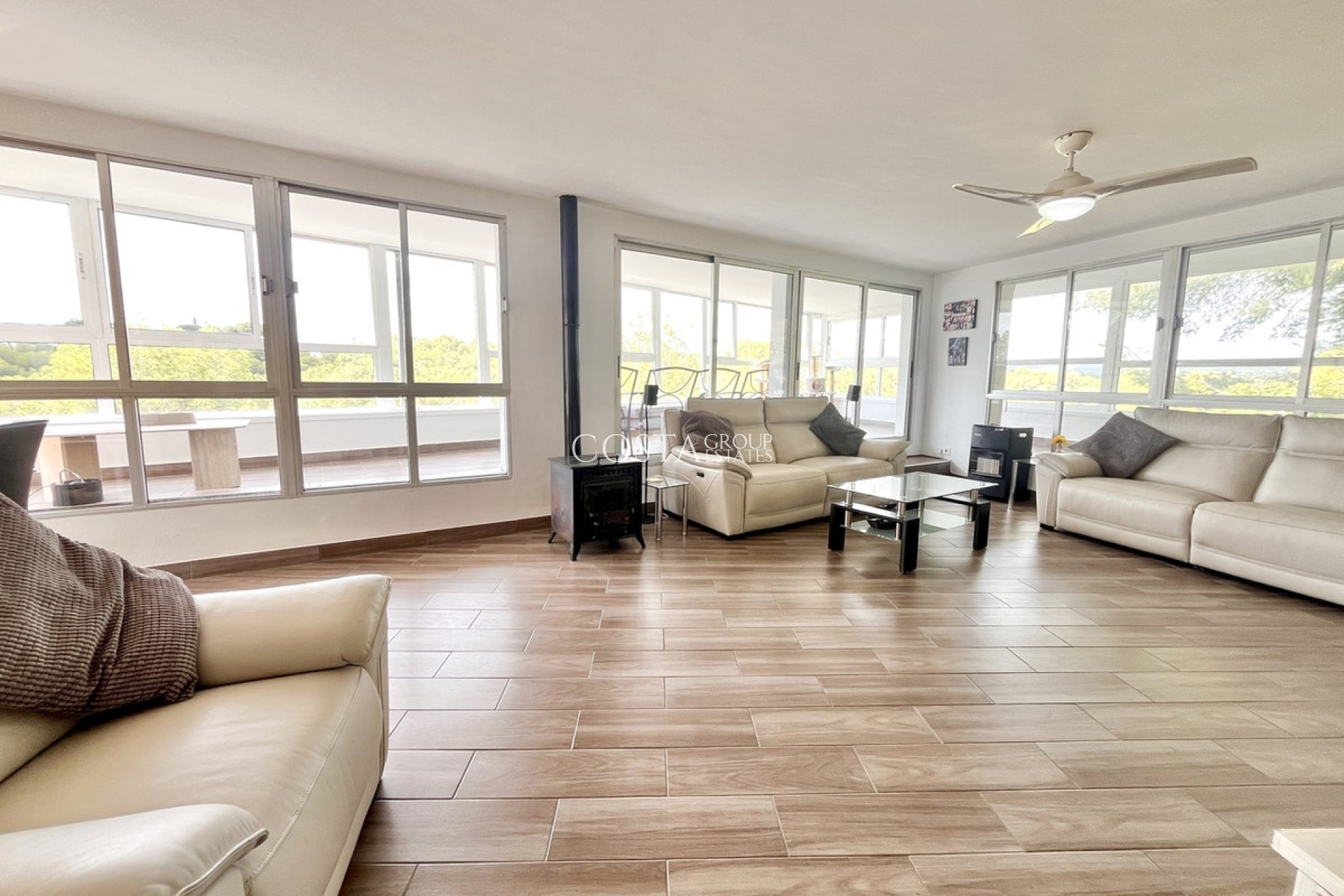 Resale - Villa -
Pilar de la Horadada - Pinar de Campoverde