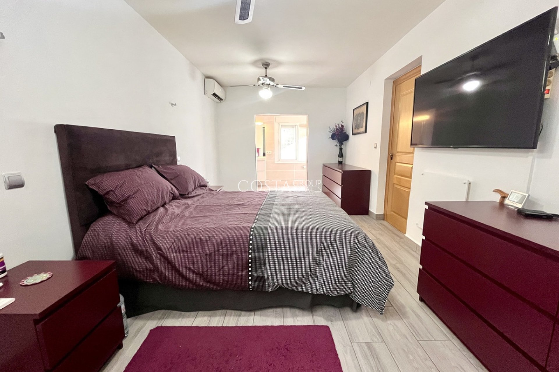 Resale - Villa -
Pilar de la Horadada - Pinar de Campoverde