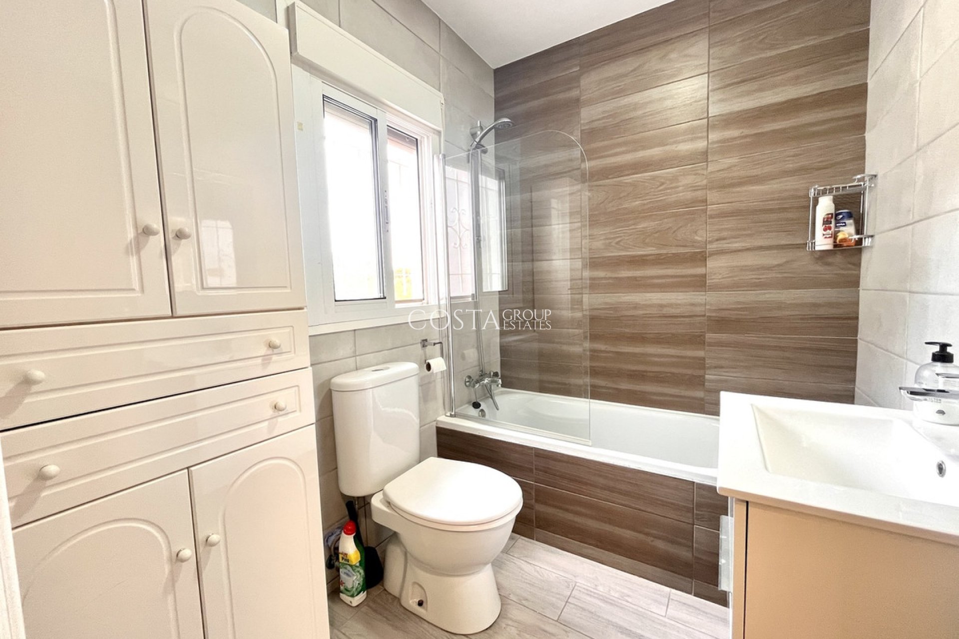 Resale - Villa -
Pilar de la Horadada - Pinar de Campoverde