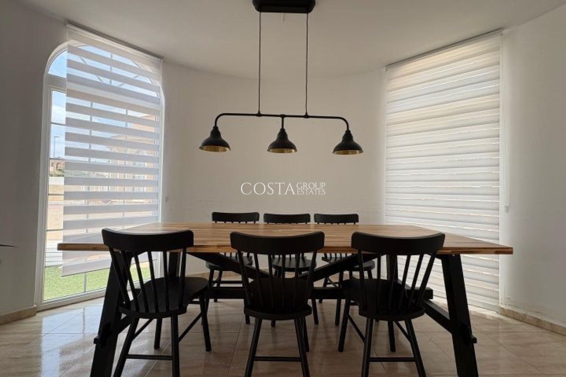 Resale - Villa -
Pilar de la Horadada - Pinar de Campoverde