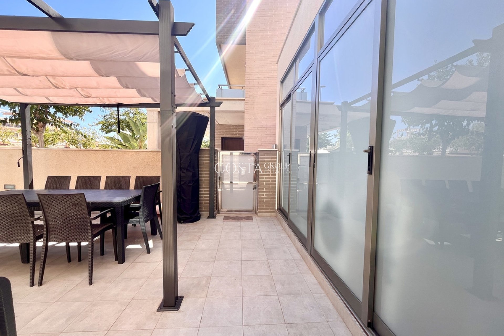 Resale - Villa -
Pilar de la Horadada - Torre De La Horadada