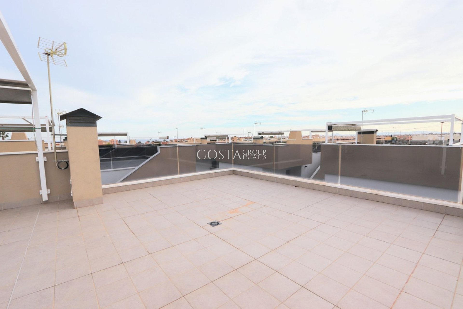 Resale - Villa -
Pilar de la Horadada - Torre De La Horadada