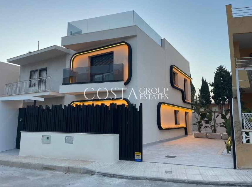 Resale - Villa -
Pilar de la Horadada - Torre De La Horadada