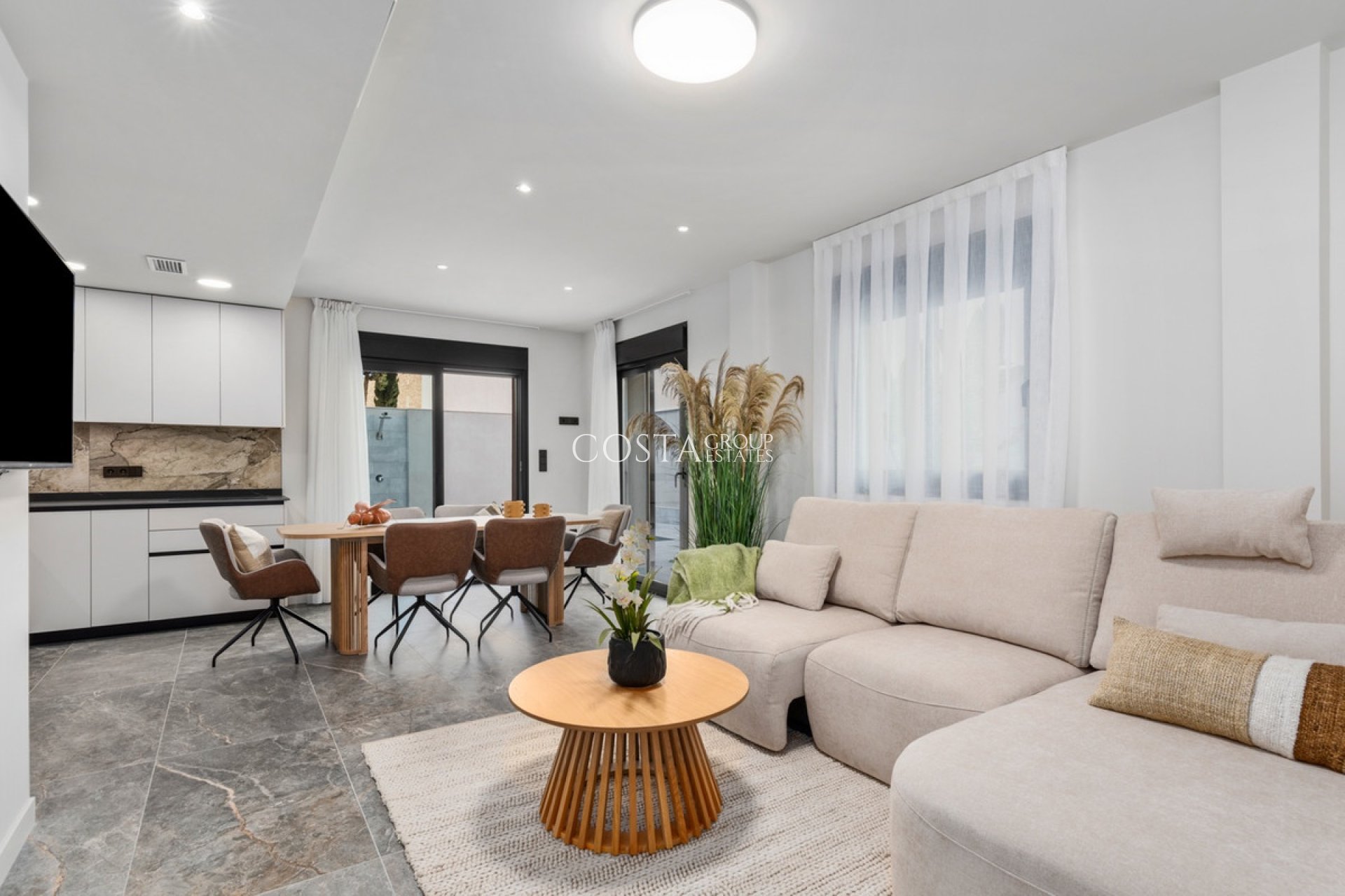 Resale - Villa -
Pilar de la Horadada - Torre De La Horadada