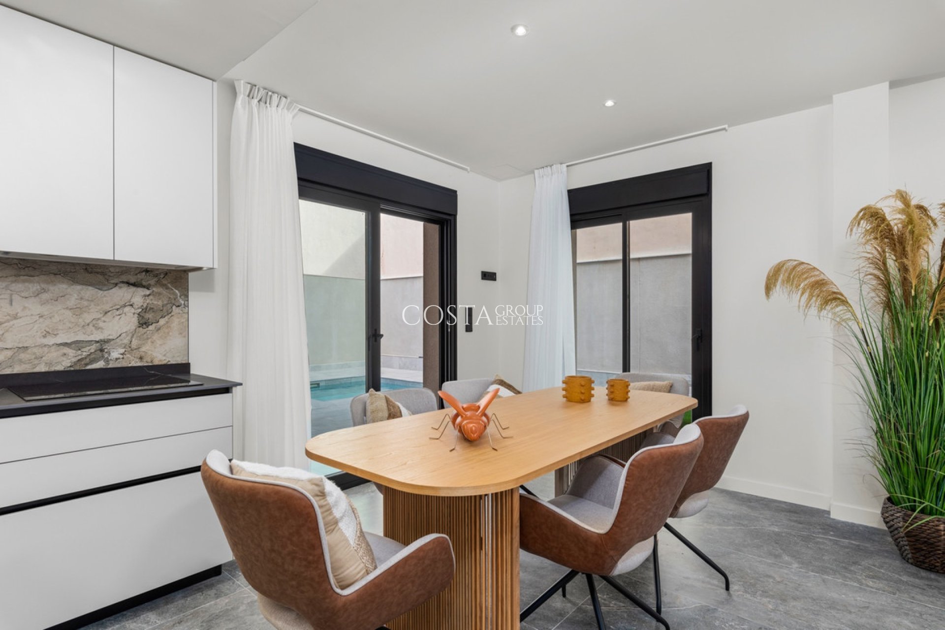 Resale - Villa -
Pilar de la Horadada - Torre De La Horadada